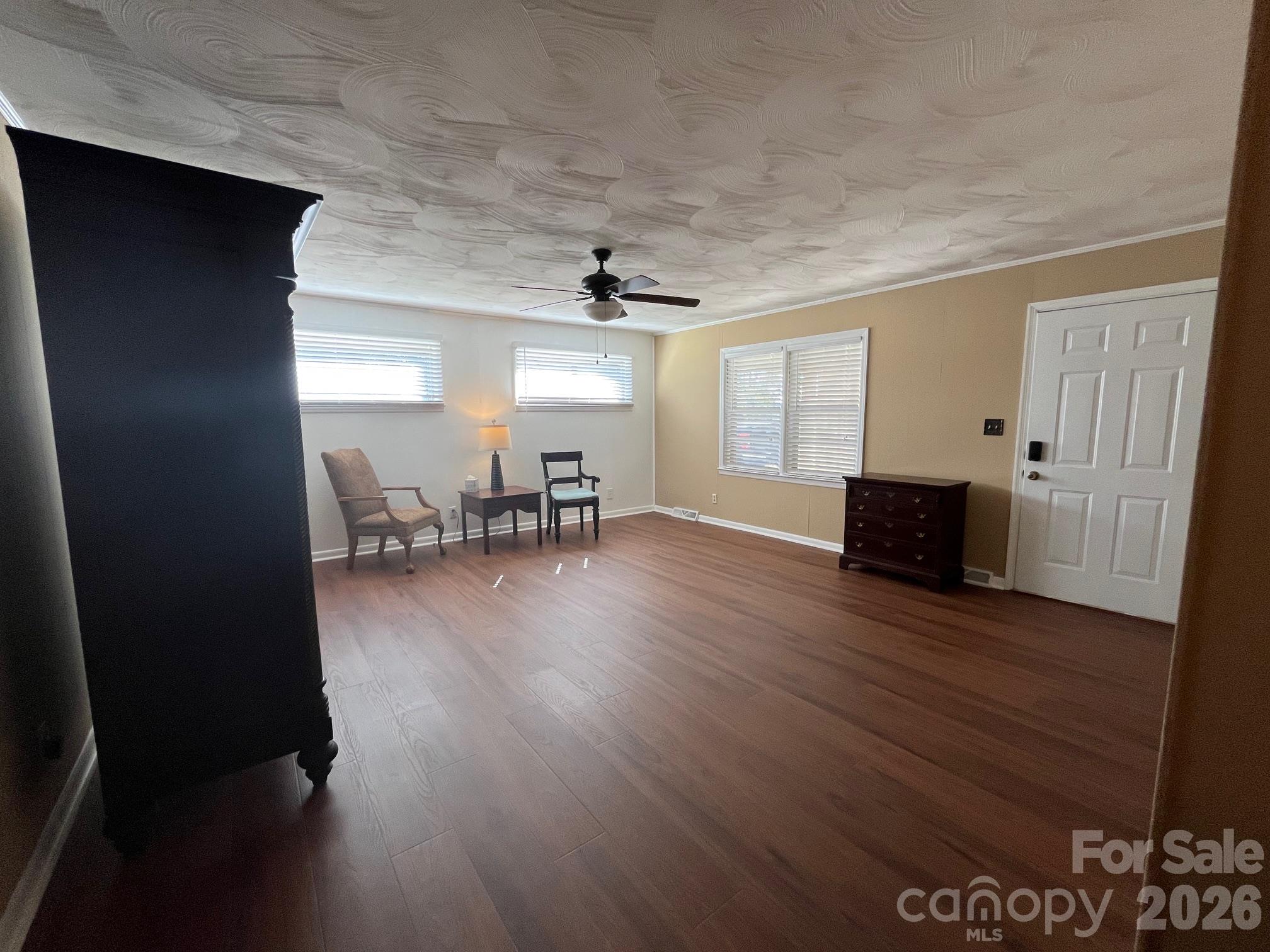 133 Kings Drive Property Photo 5