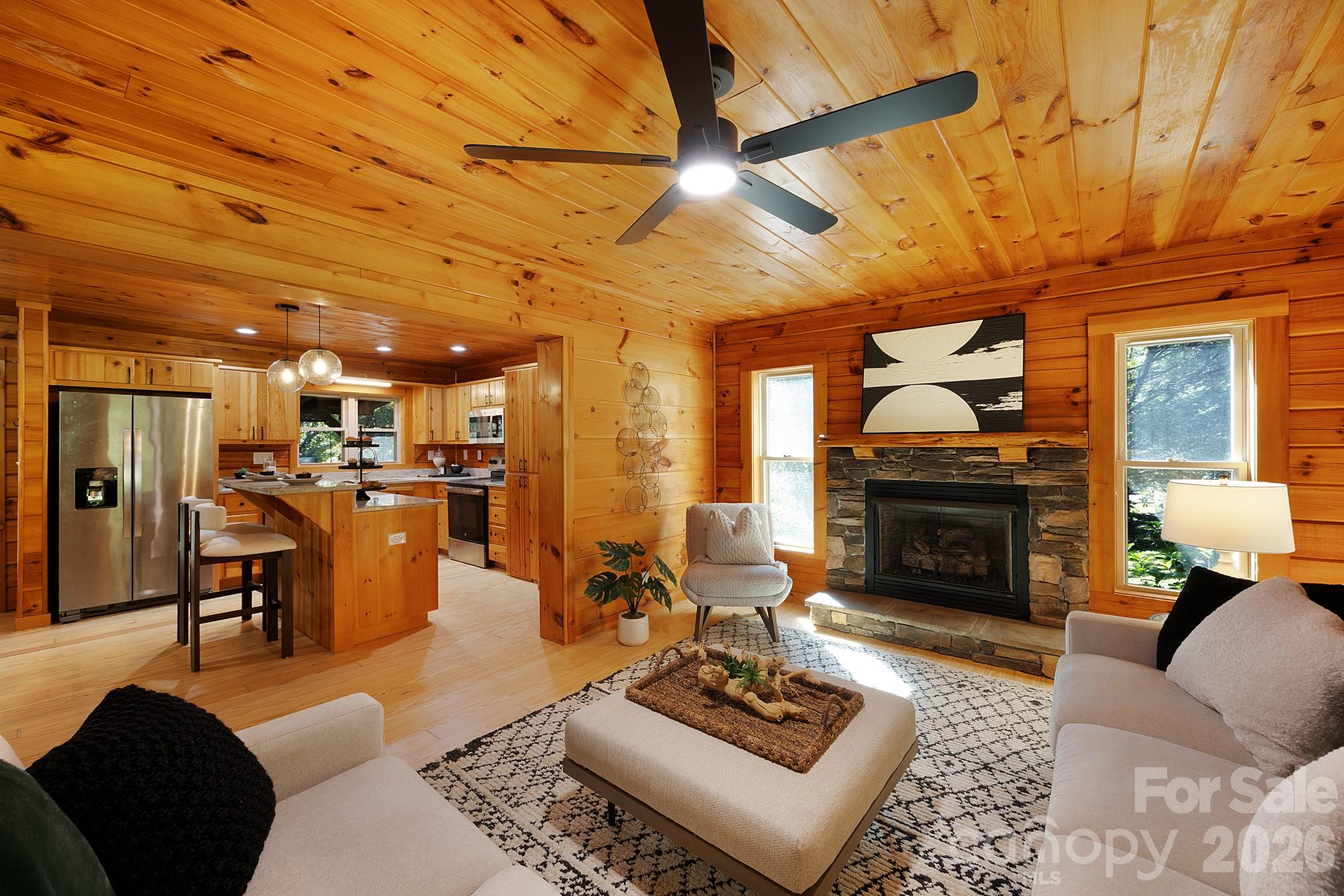 926 Cross Creek Drive Property Photo 15