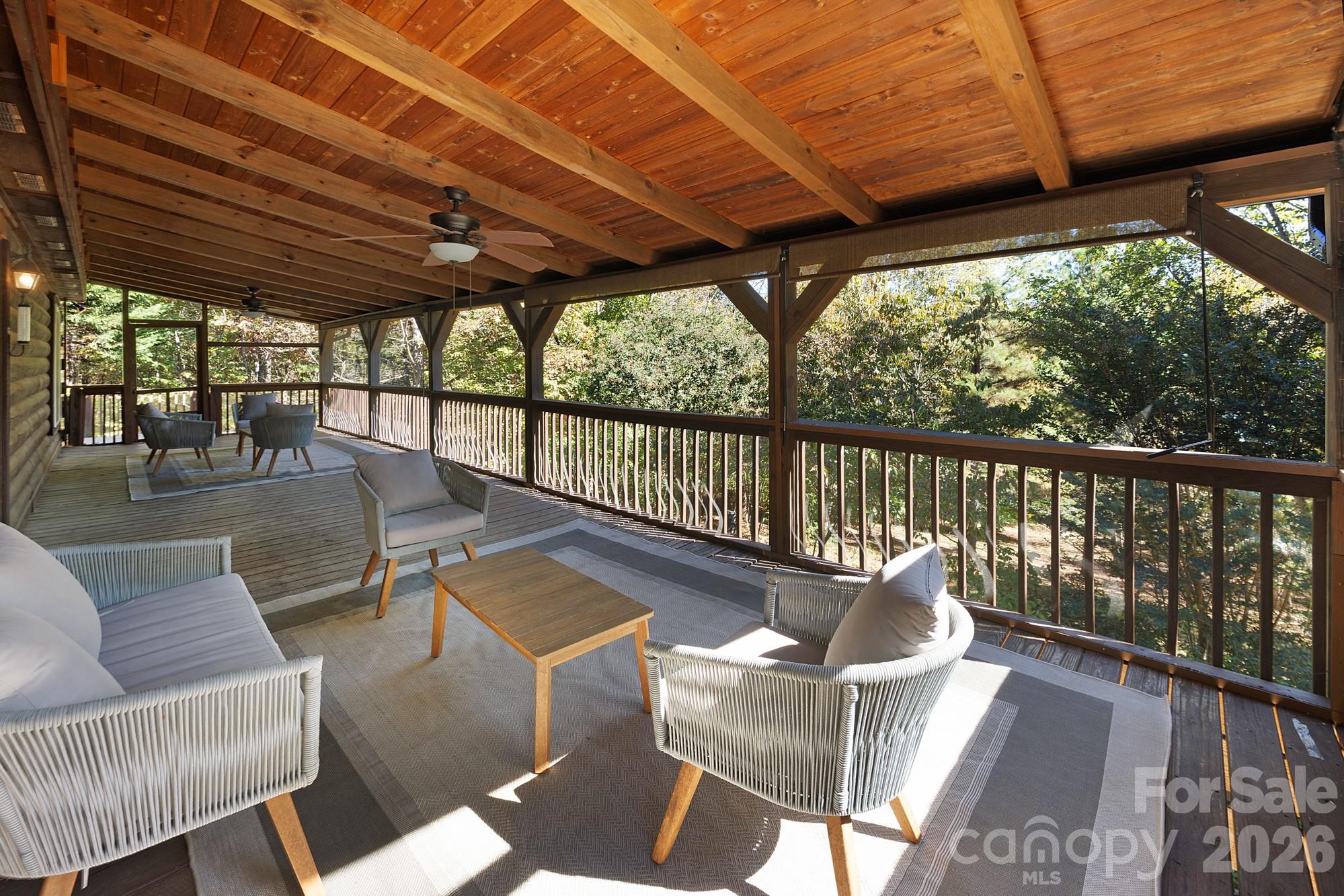 926 Cross Creek Drive Property Photo 23