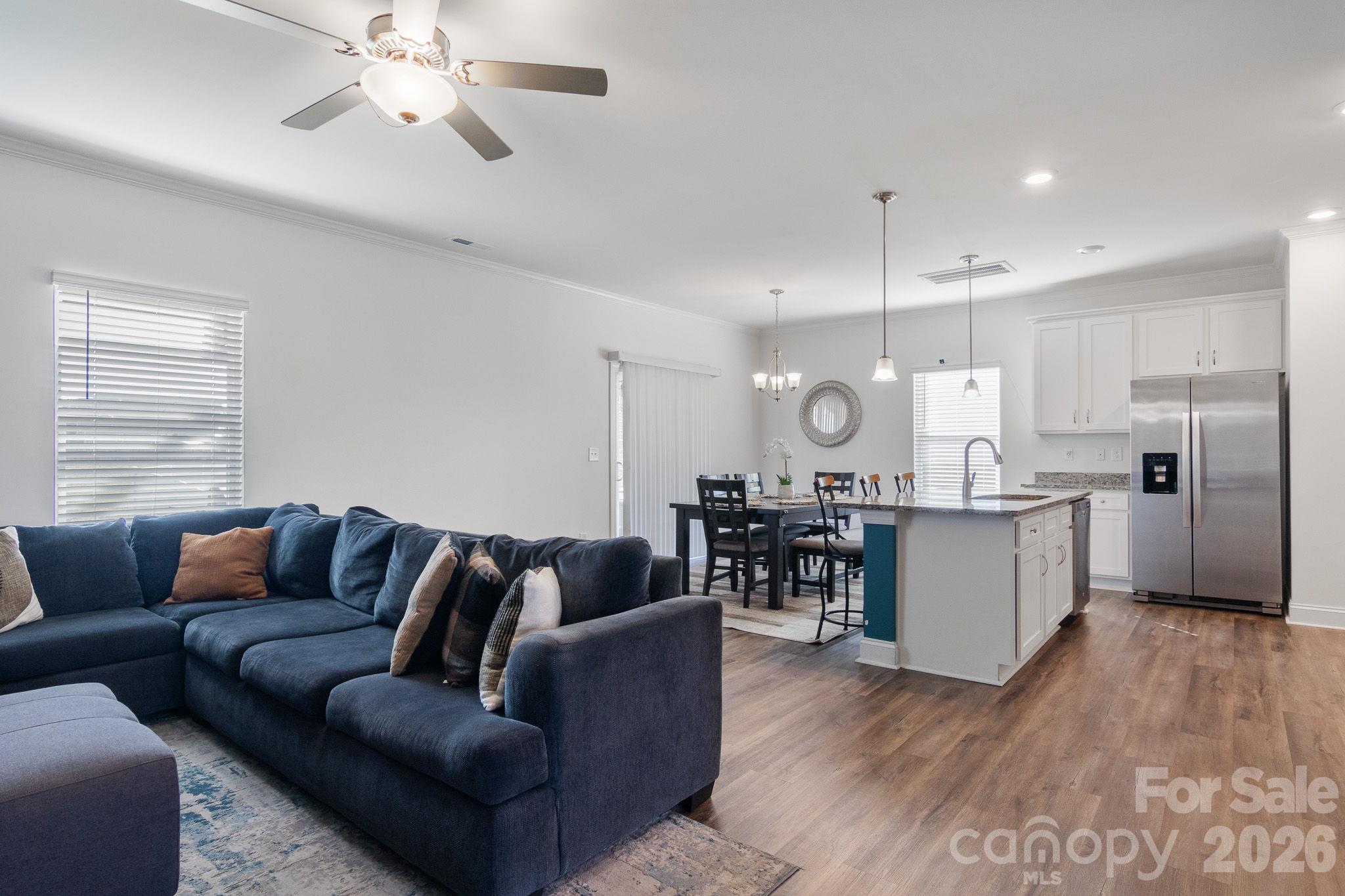 3634 Allenby Place Property Photo 7