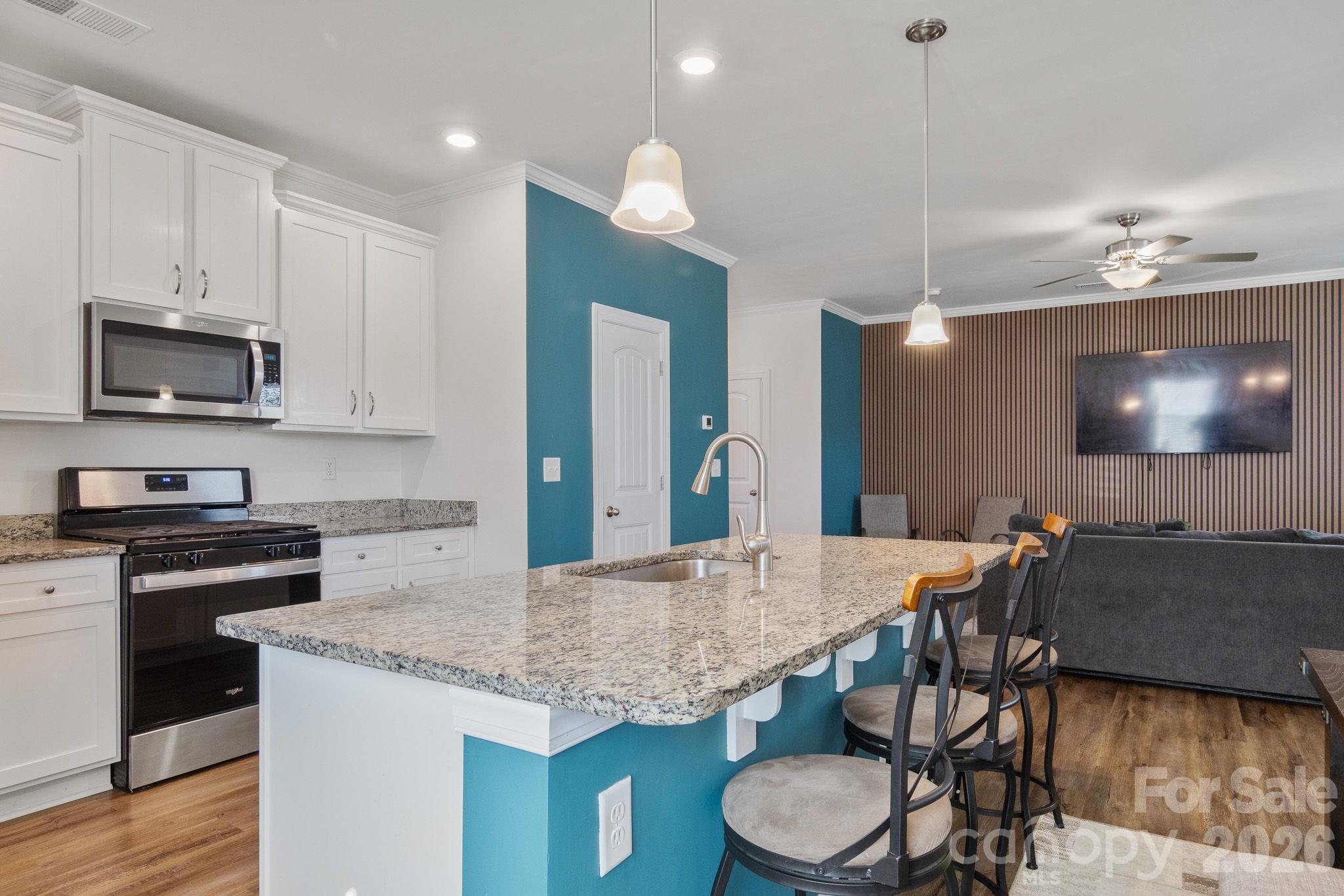 3634 Allenby Place Property Photo 12