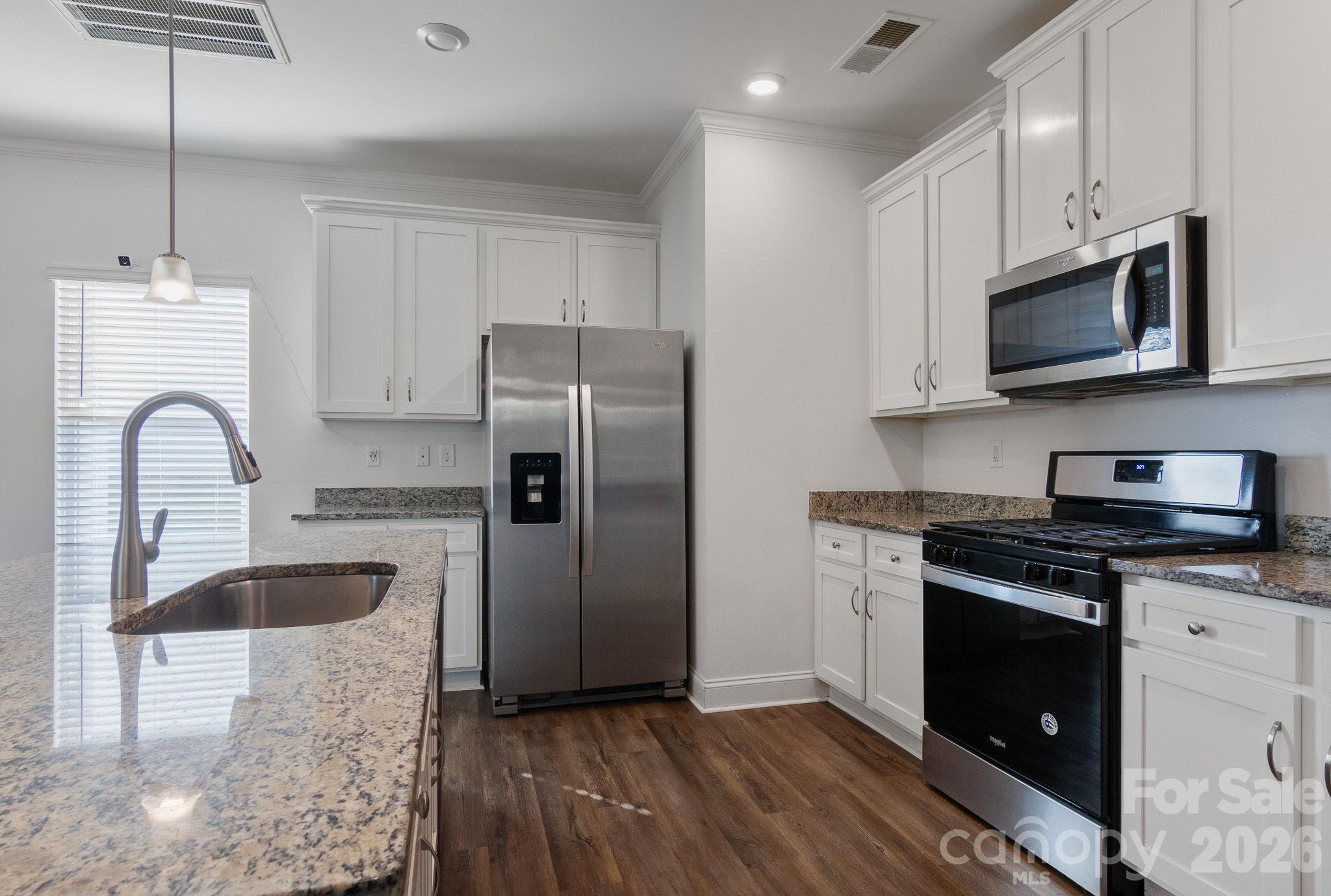 3634 Allenby Place Property Photo 15