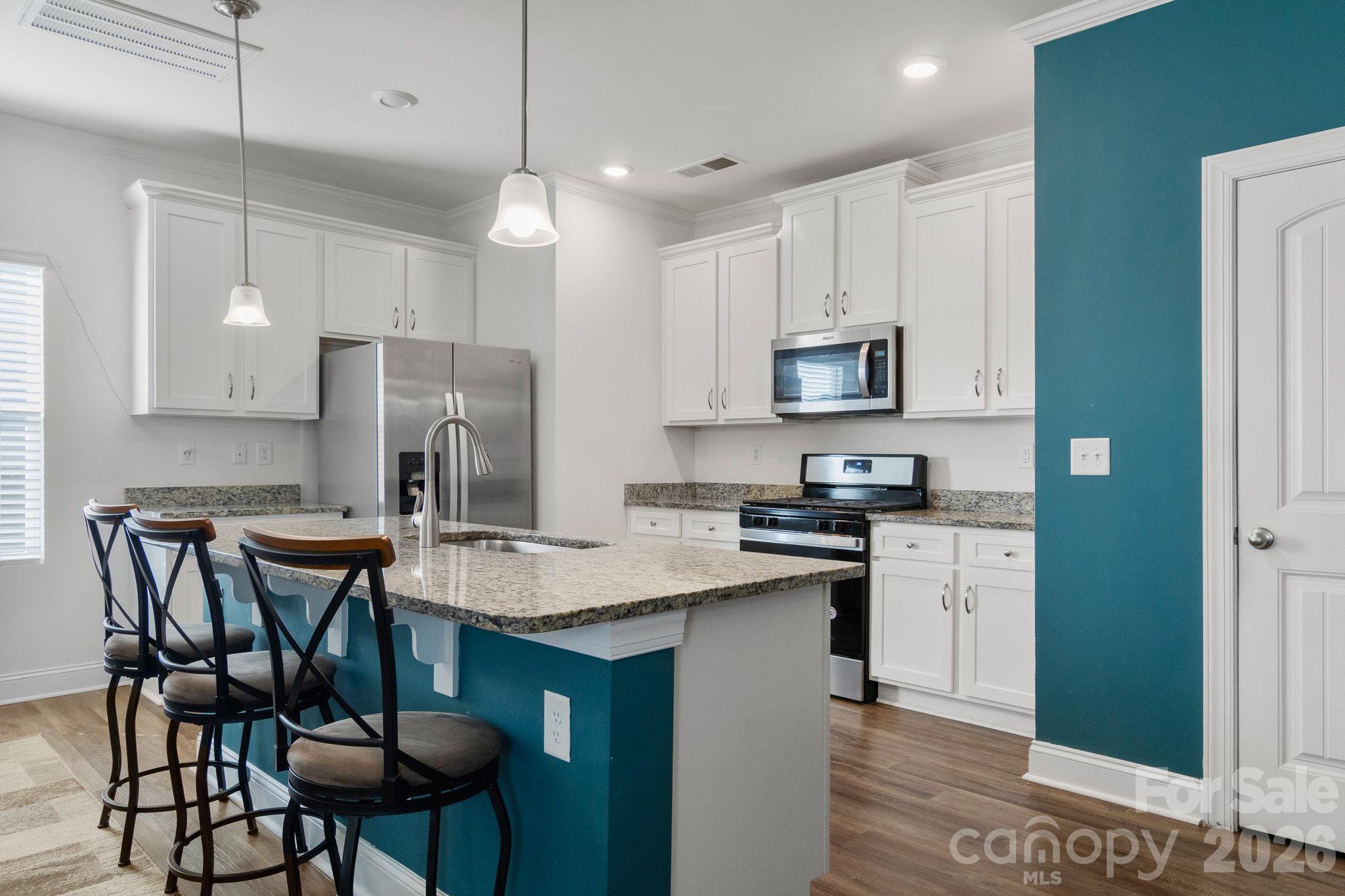 3634 Allenby Place Property Photo 17