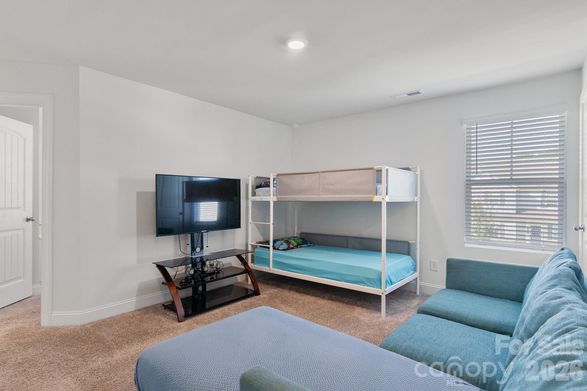 3634 Allenby Place Property Photo 32