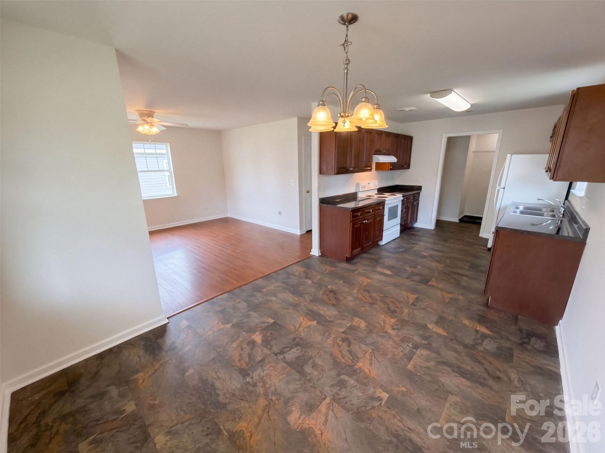 109 Lakewood Avenue Property Photo 7