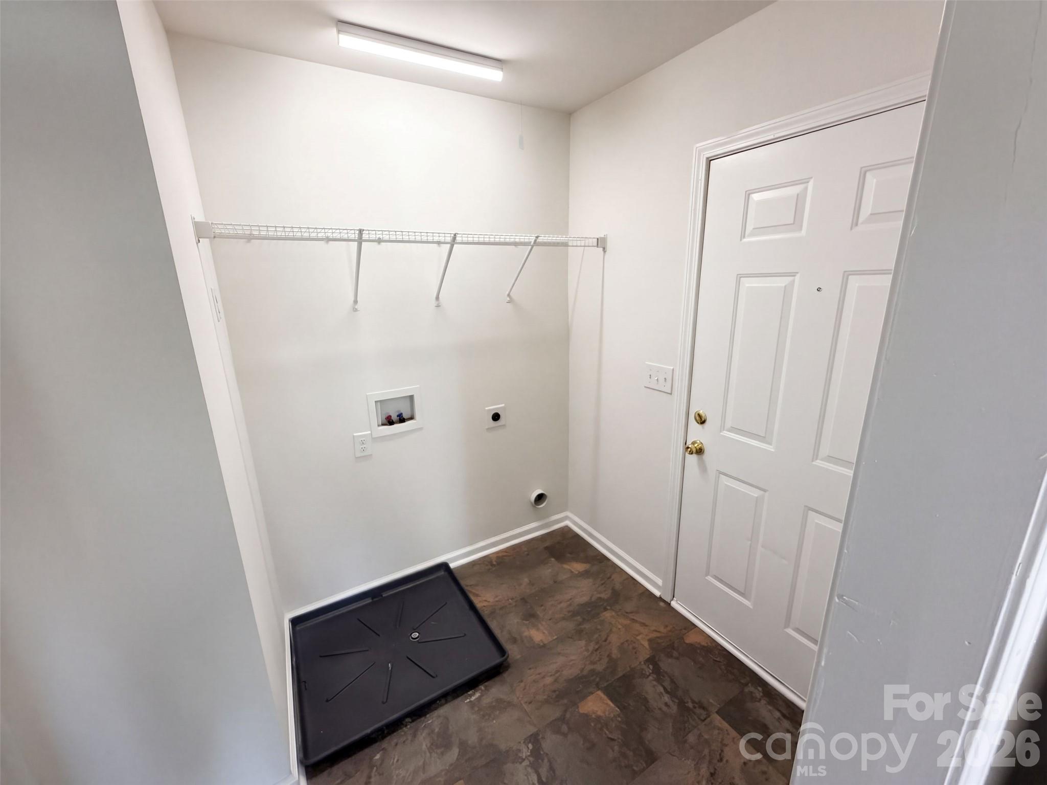 109 Lakewood Avenue Property Photo 16