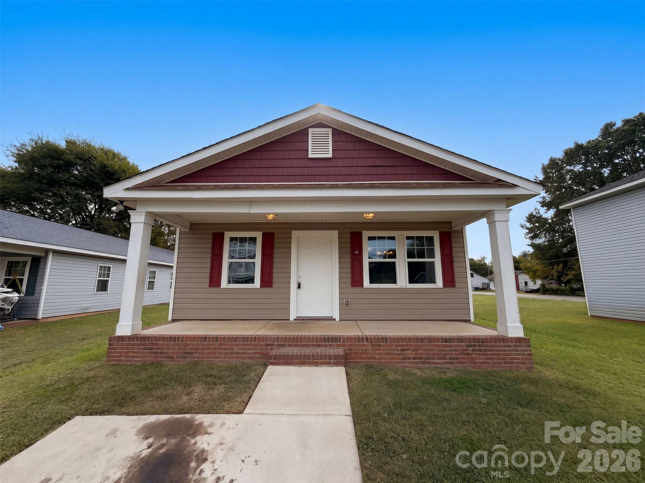 109 Lakewood Avenue Property Photo 17
