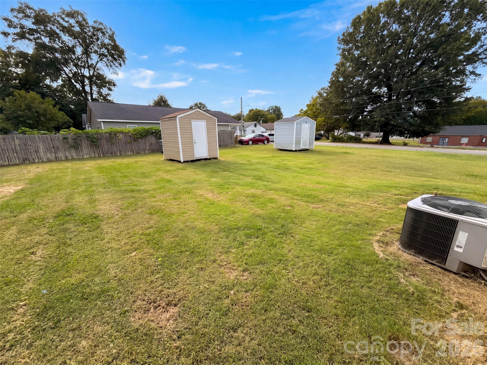 109 Lakewood Avenue Property Photo 18