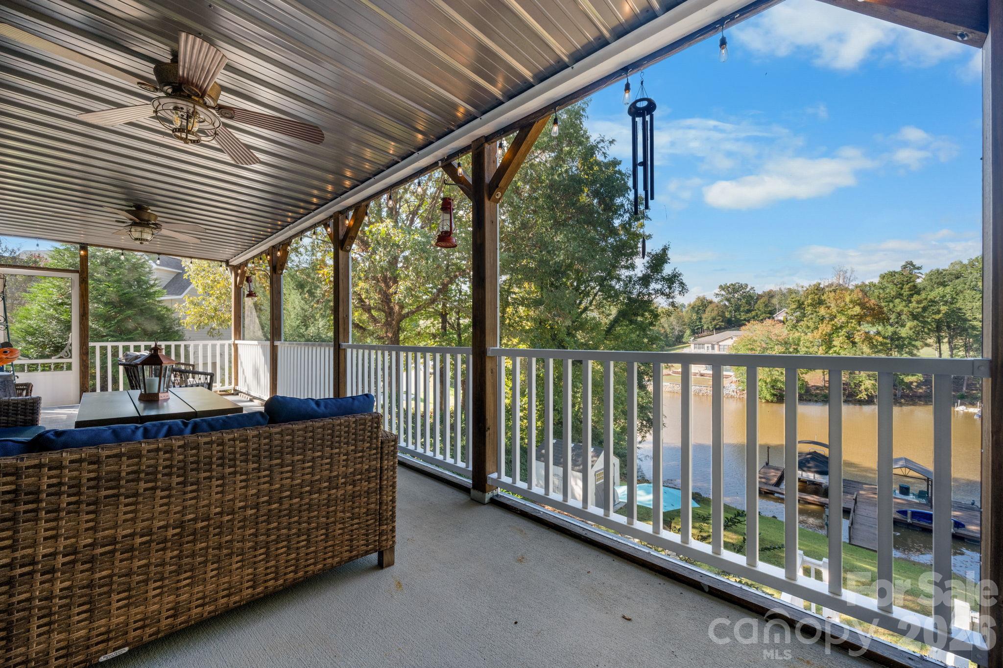 291 N Hughes Boulevard Property Photo 17