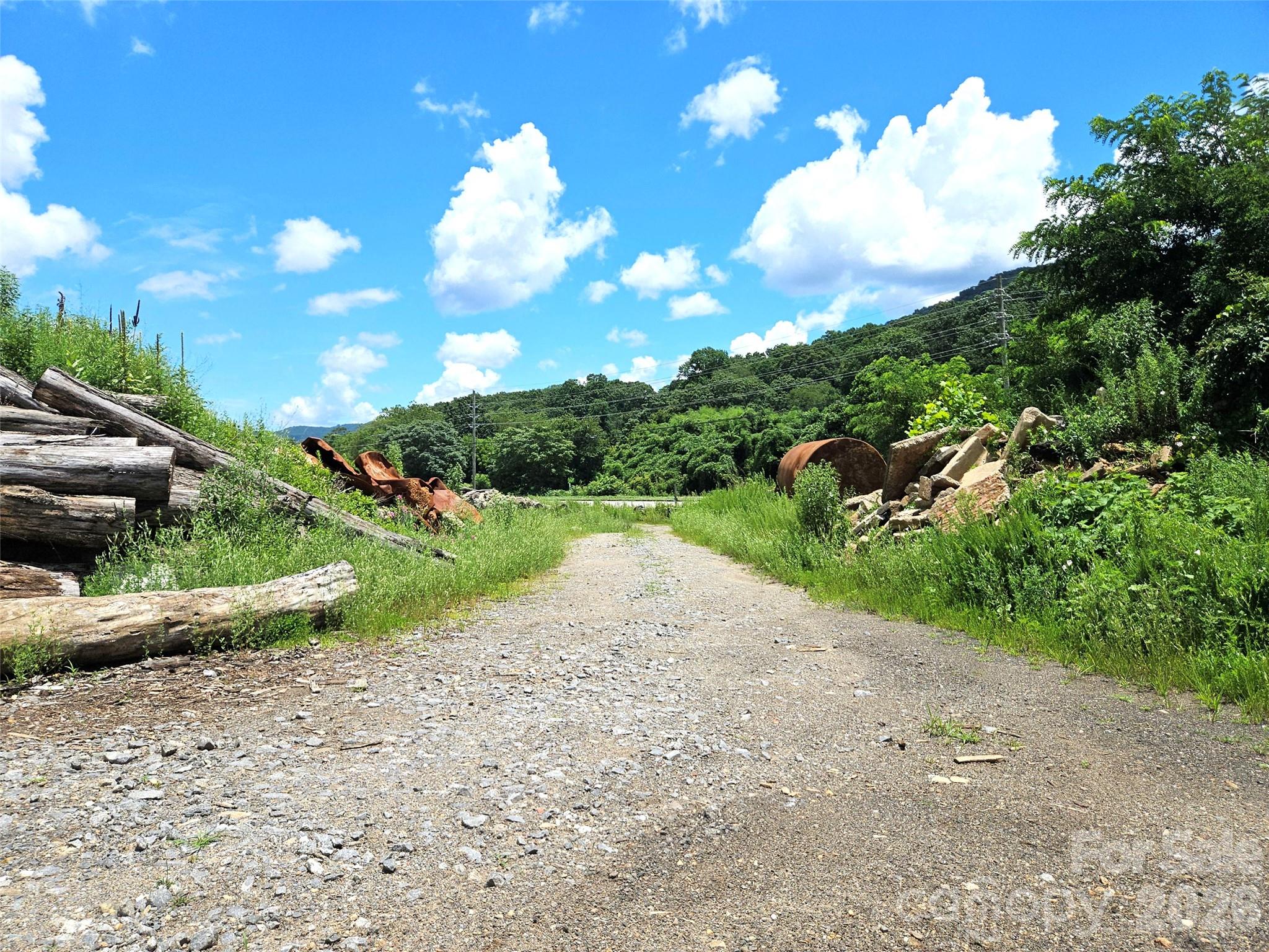 2784 Us 70 Highway Property Photo 3