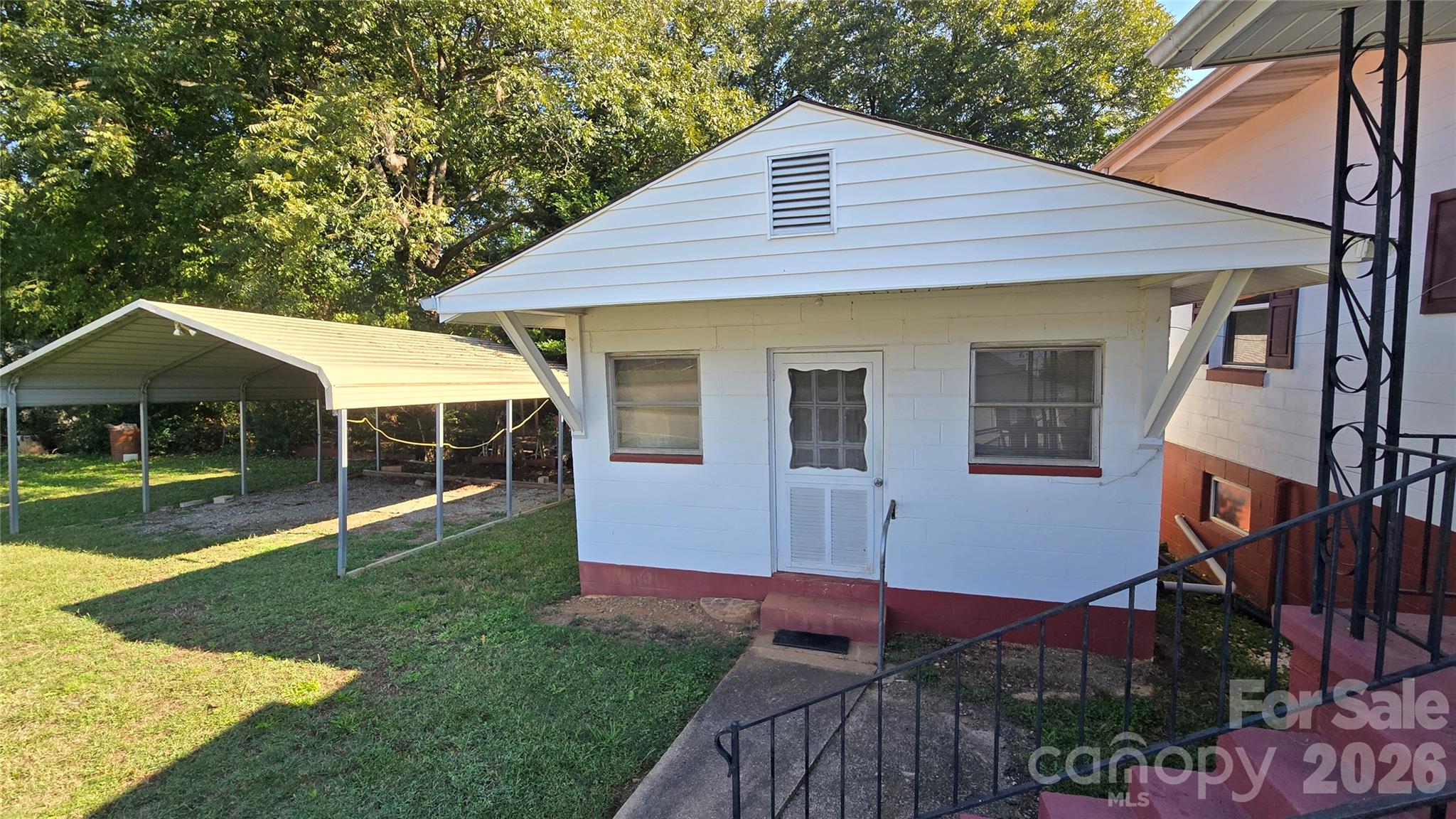 114 School Street Property Photo 11