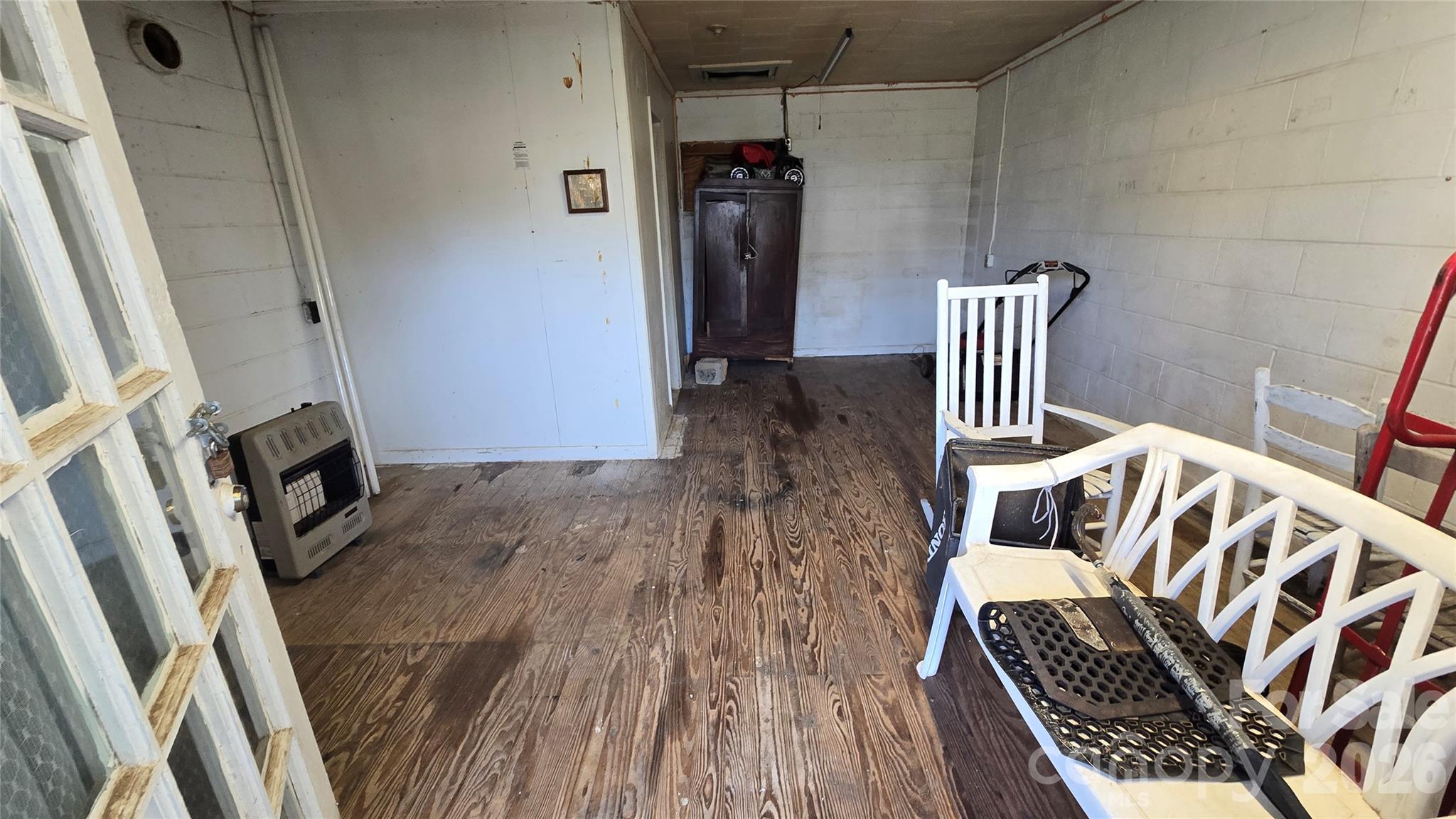 114 School Street Property Photo 12