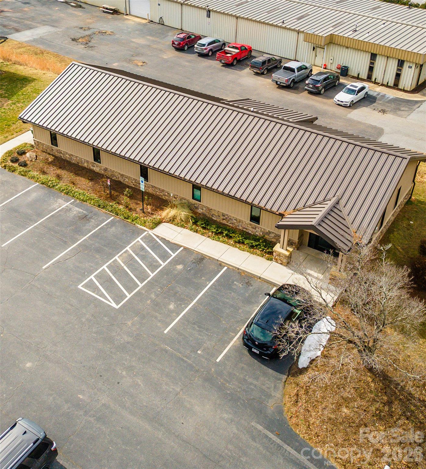 3175 Sweeten Creek Road Property Photo 1