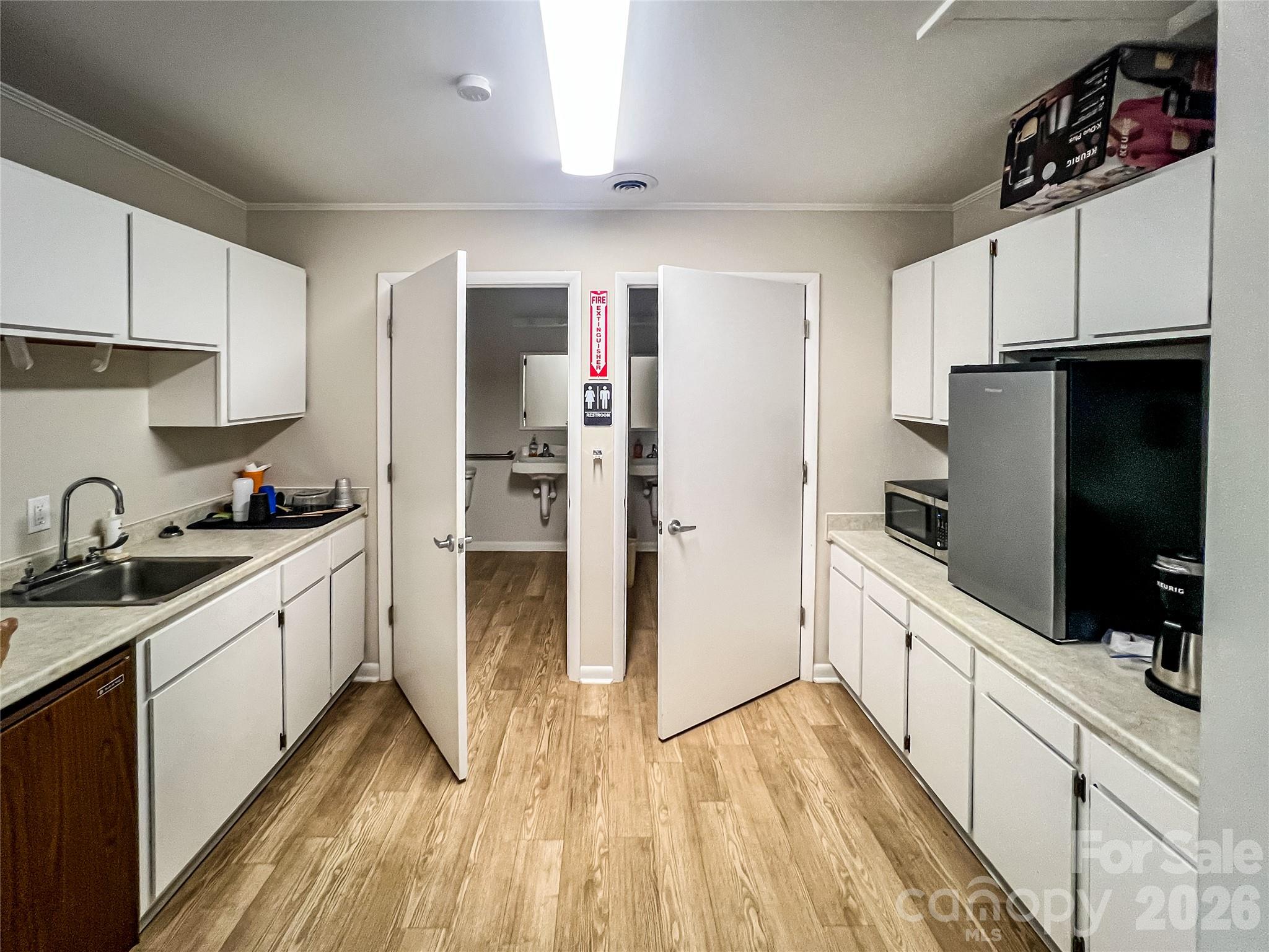 3175 Sweeten Creek Road Property Photo 14