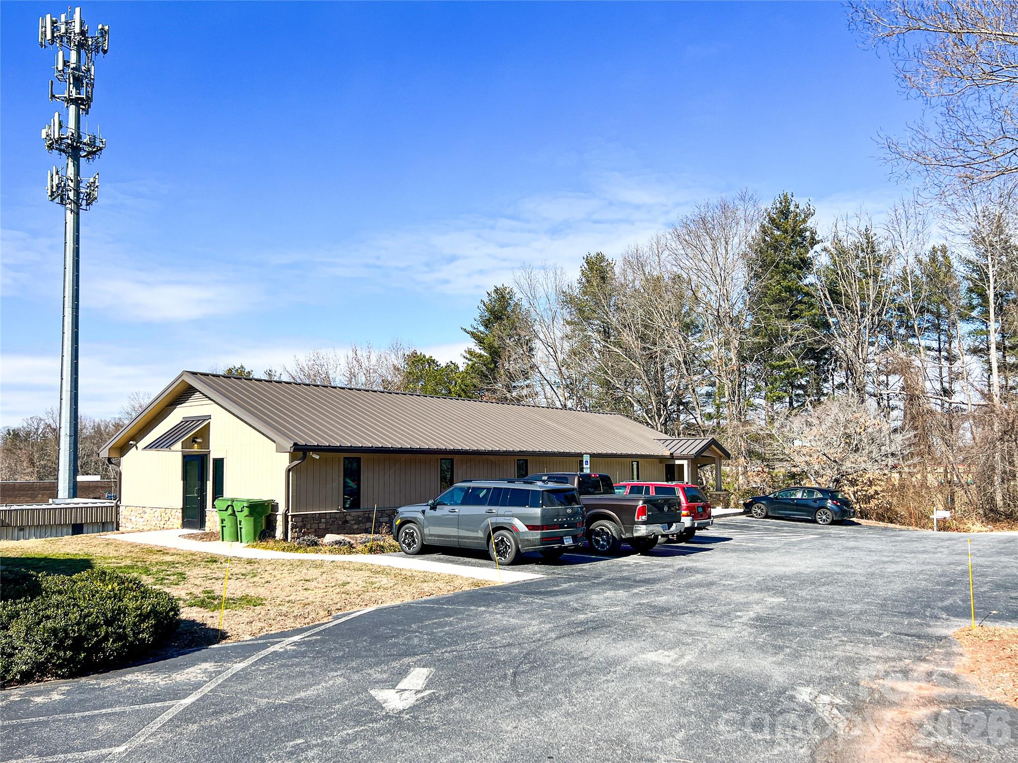 3175 Sweeten Creek Road Property Photo 16