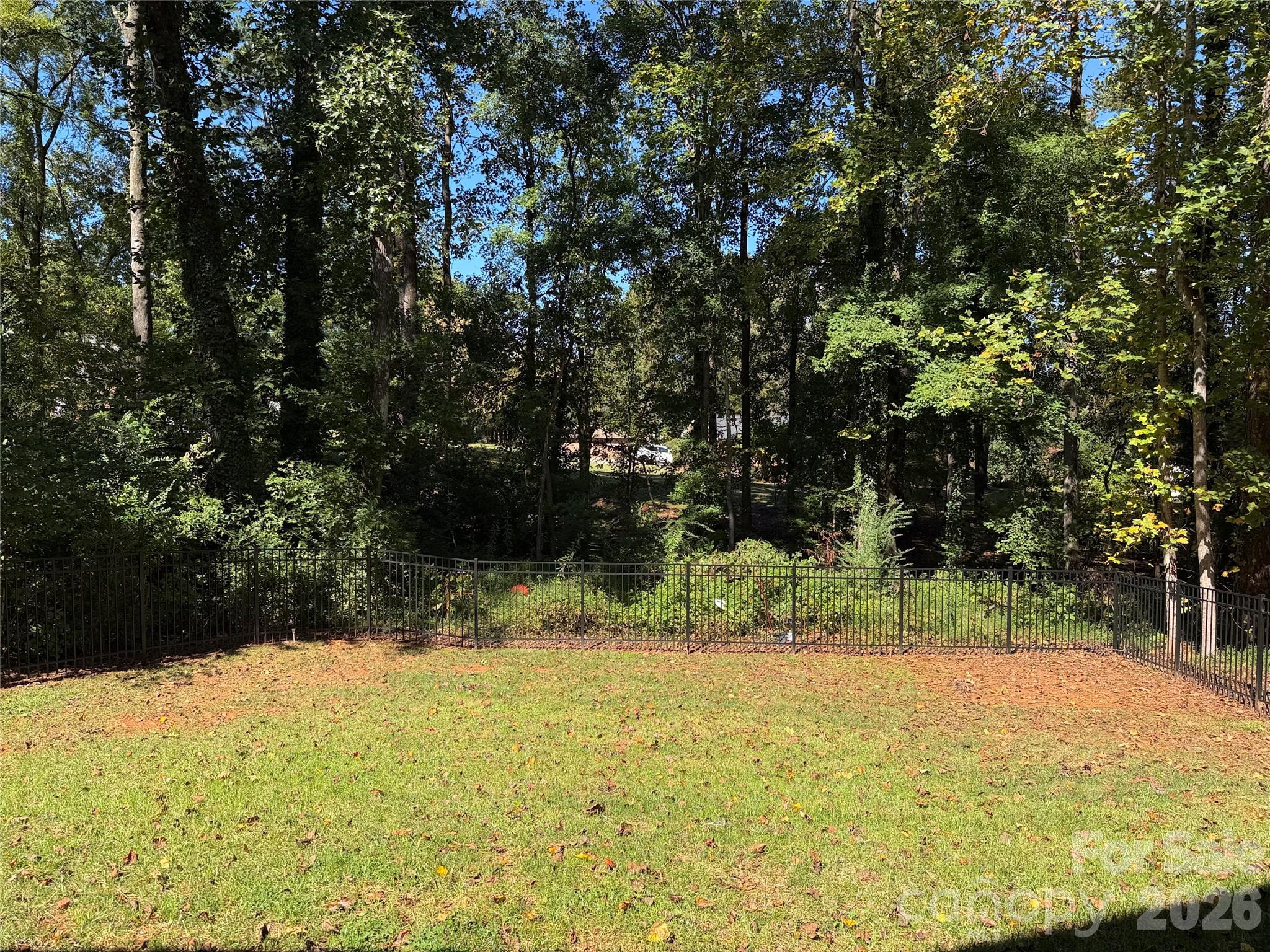 8807 Crestwood Drive Property Photo 21
