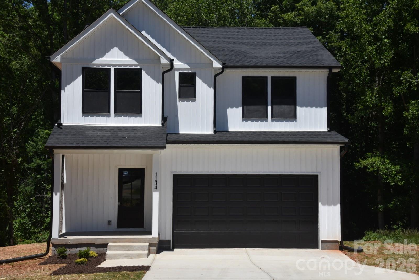 1134 Lyndsey Brooke Court Property Photo 1