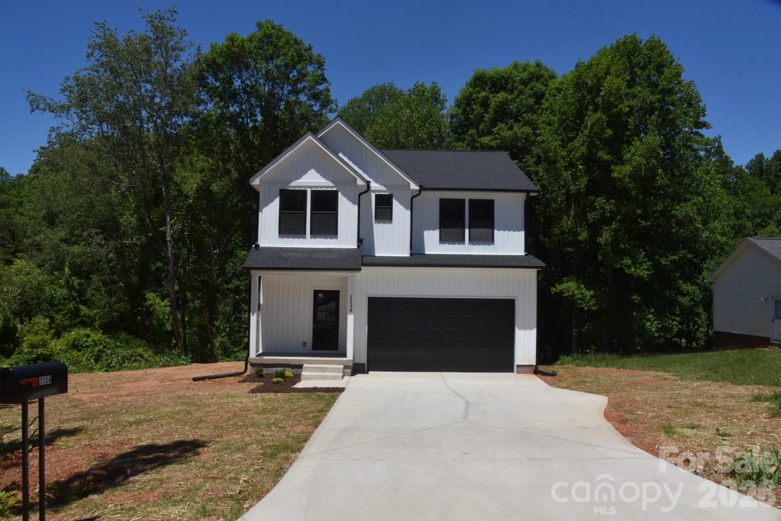 1134 Lyndsey Brooke Court Property Photo 2