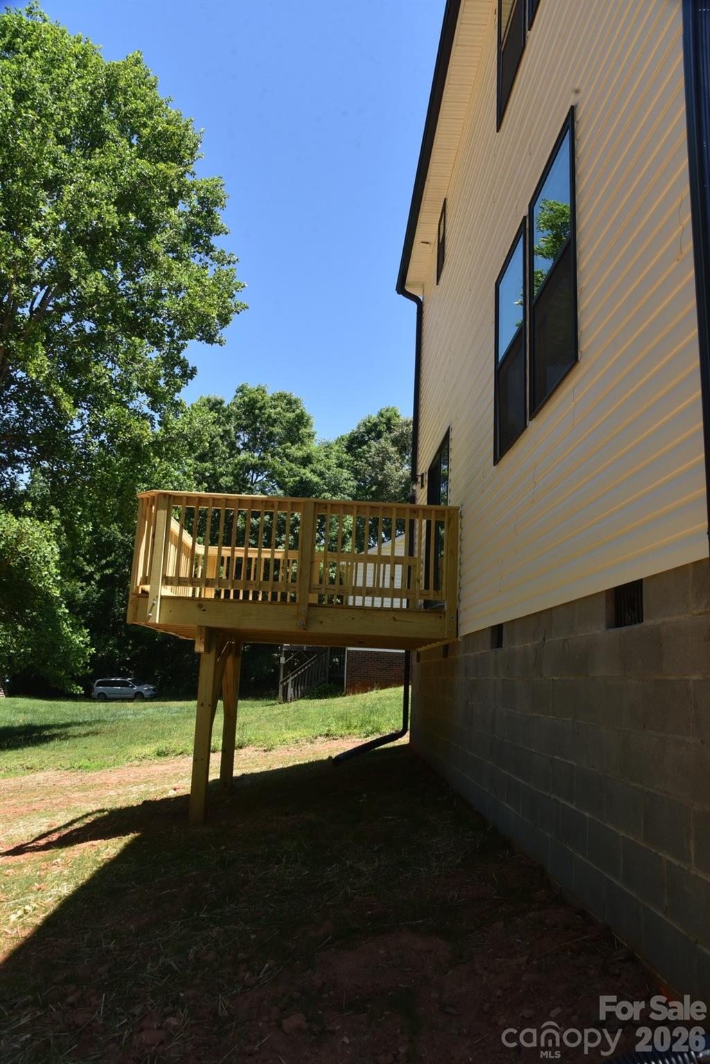 1134 Lyndsey Brooke Court Property Photo 6