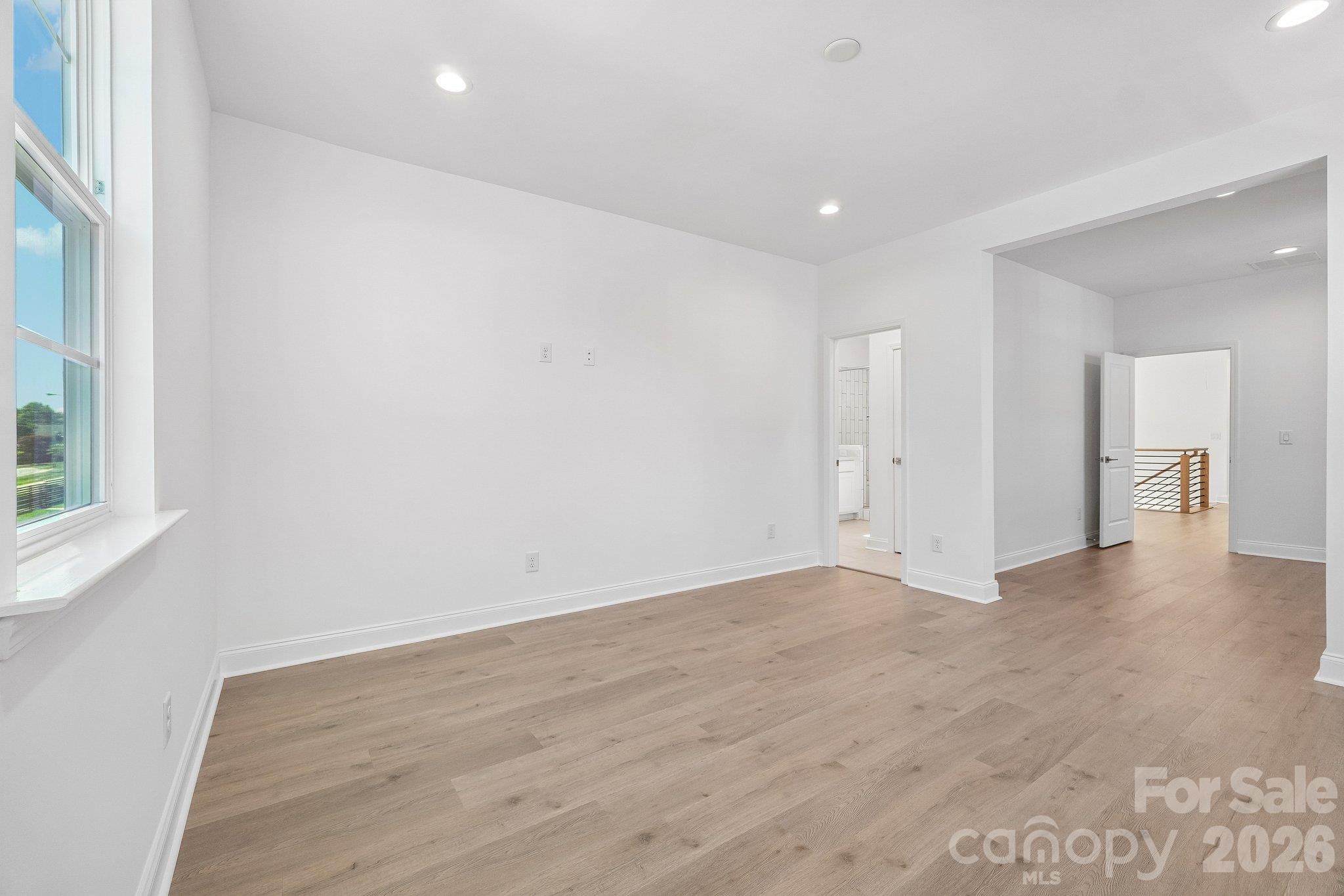 15625 Northcross Drive Property Photo 9