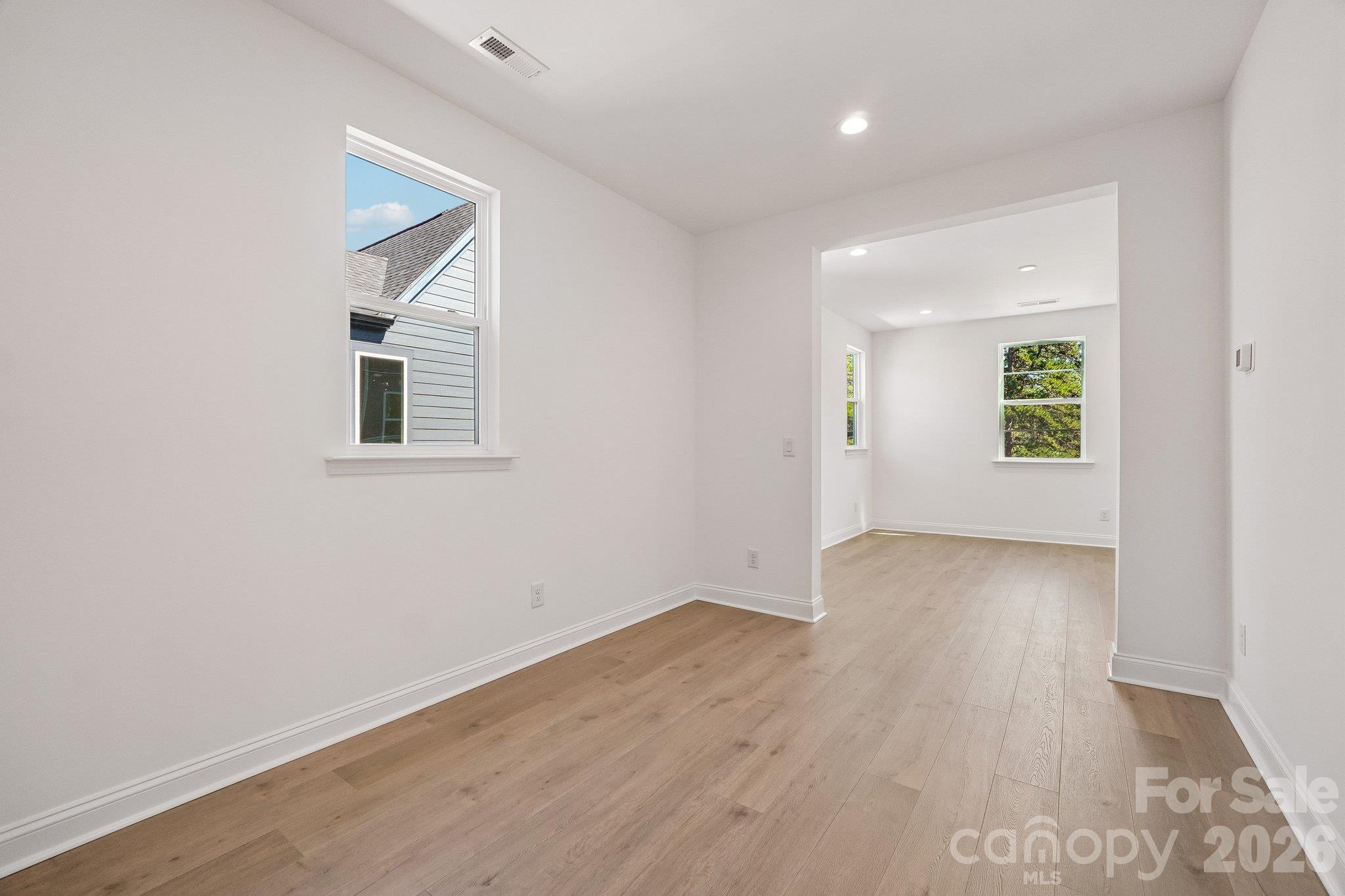 15625 Northcross Drive Property Photo 11