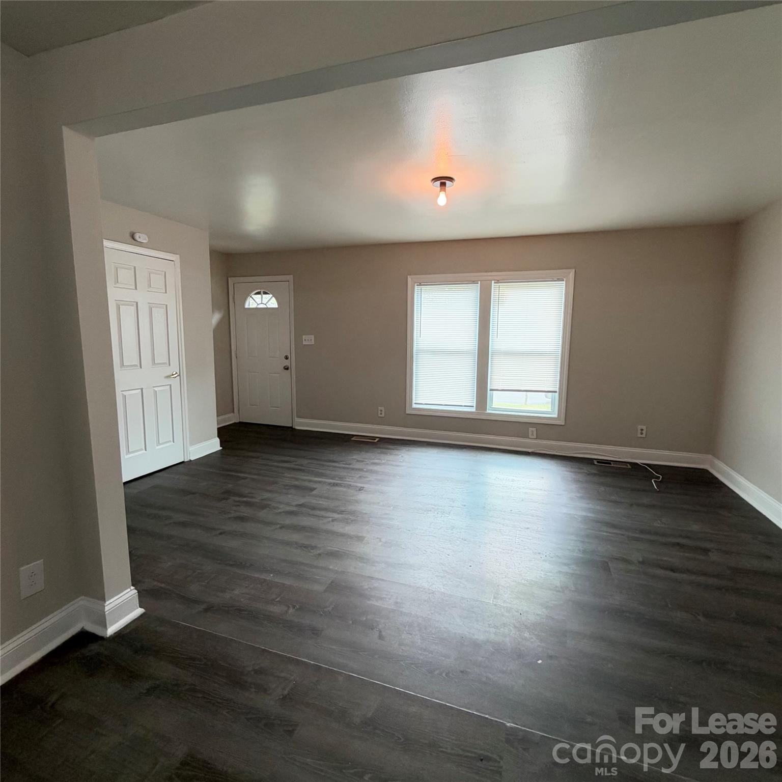 608 Peaceful Glen Road Property Photo 3