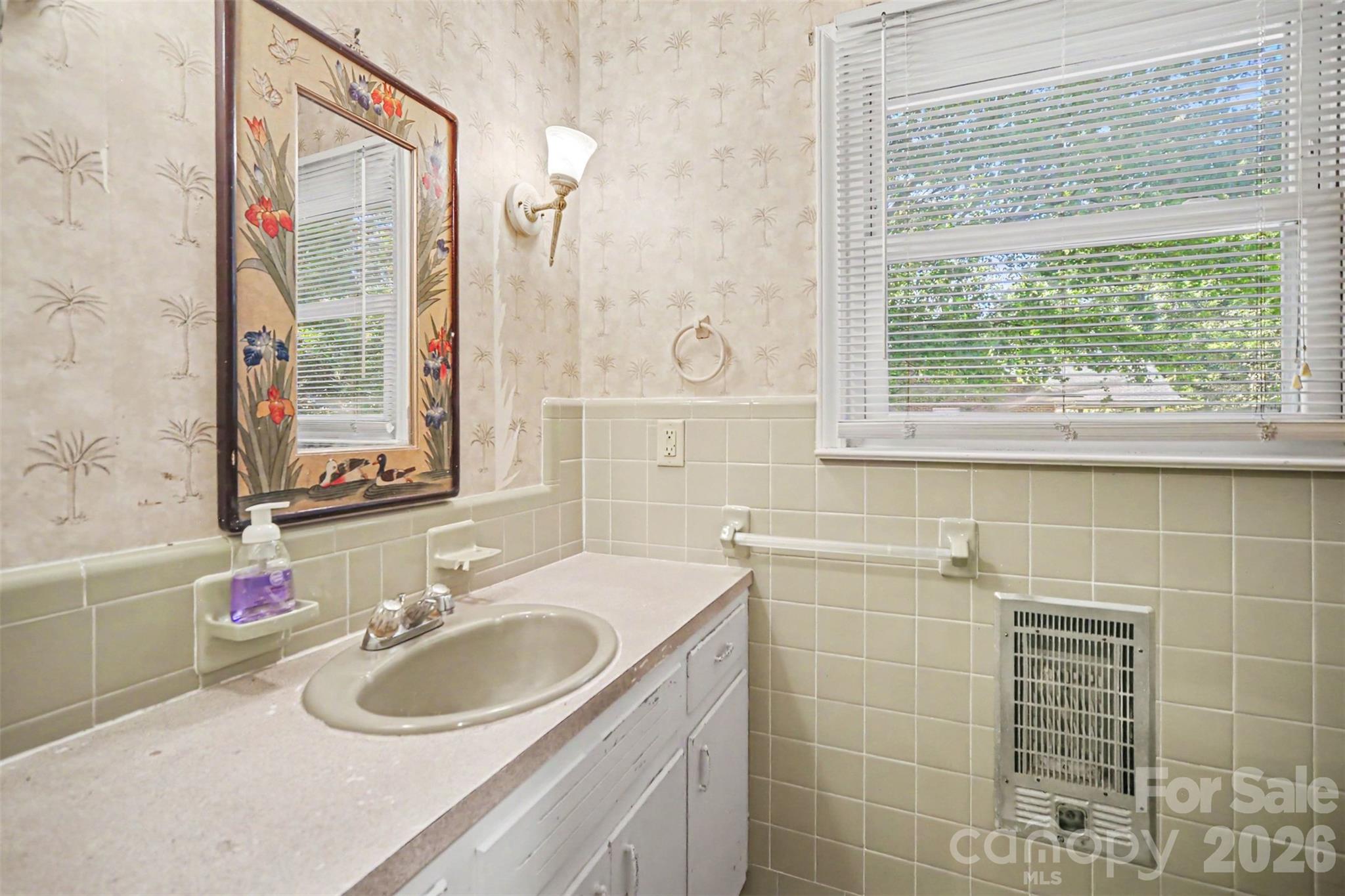 402 Sunset Circle Property Photo 16