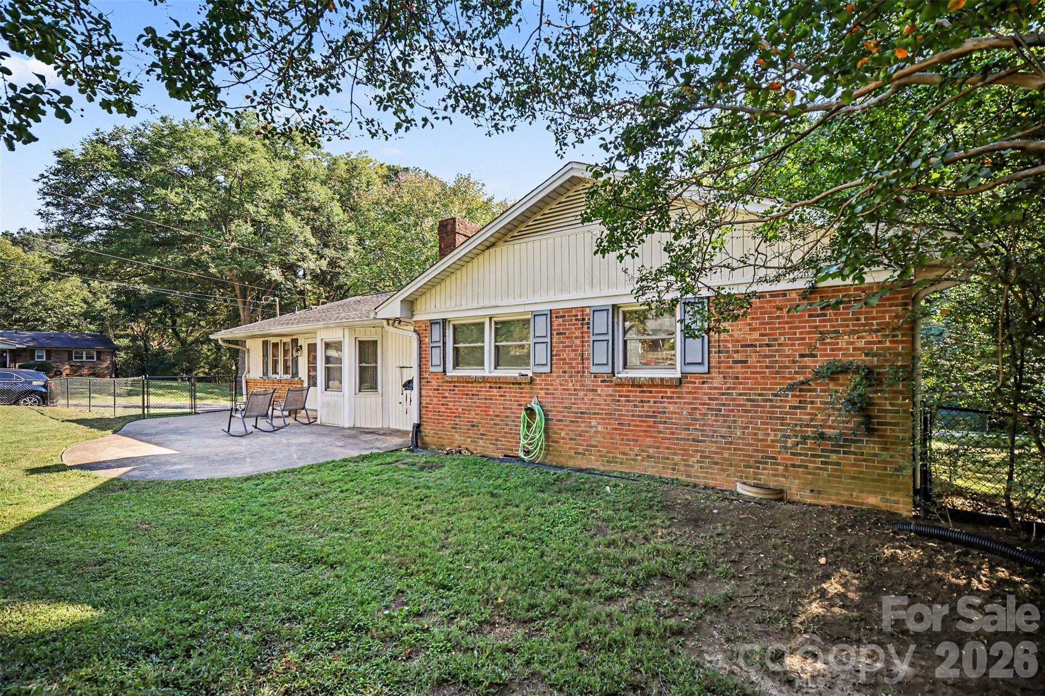 402 Sunset Circle Property Photo 19