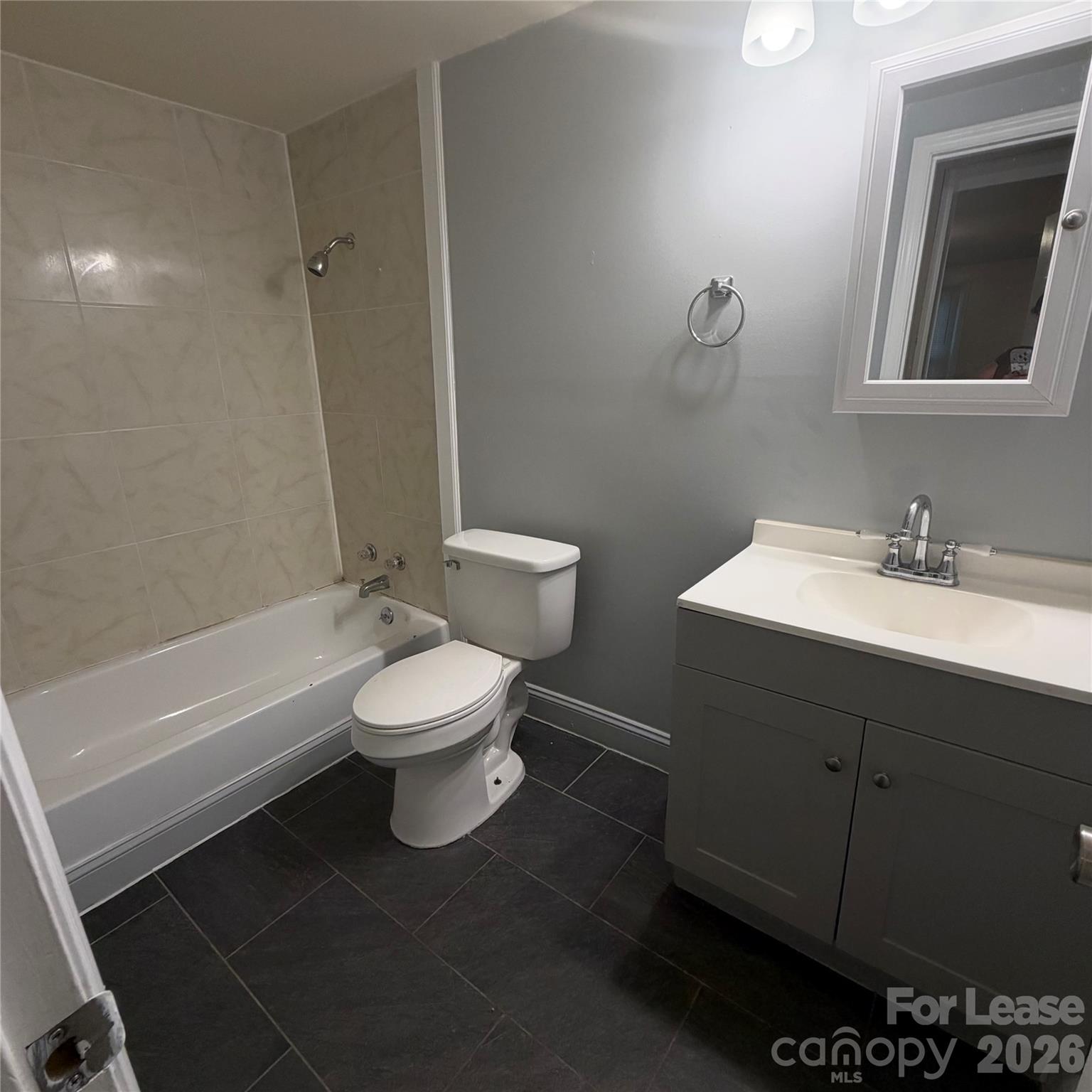 13327 Central Avenue Property Photo 8