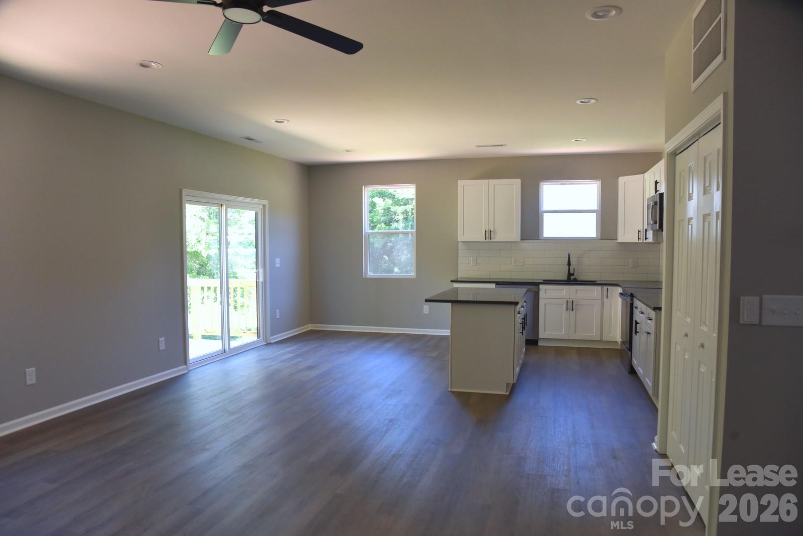1134 Lyndsey Brooke Court Property Photo 10