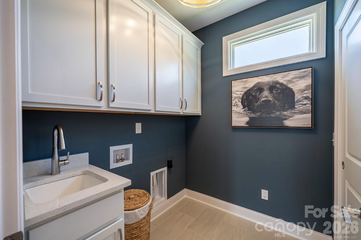 1718 Poppy Way Property Photo 11