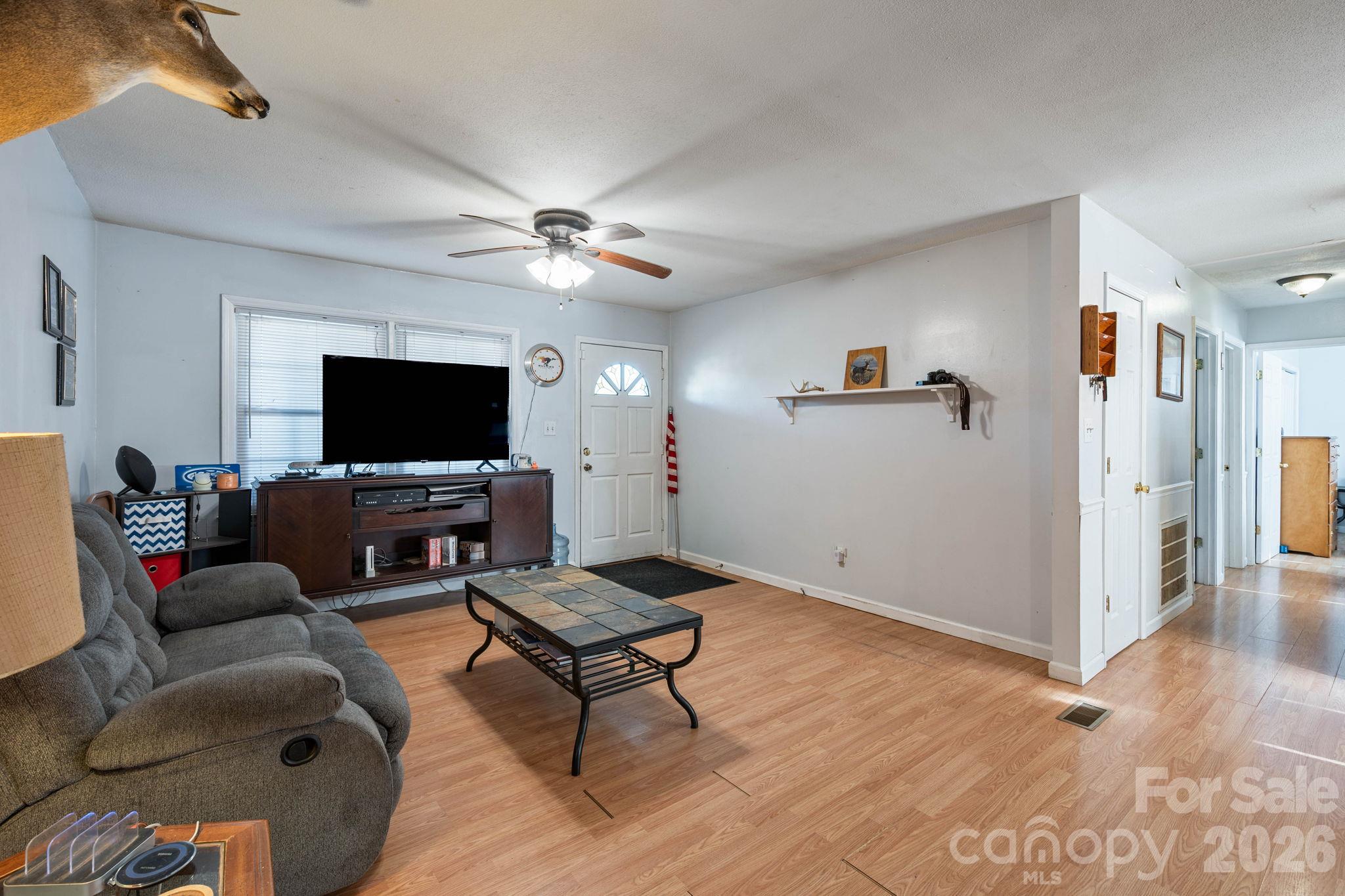 5507 Valley Field Road Property Photo 3
