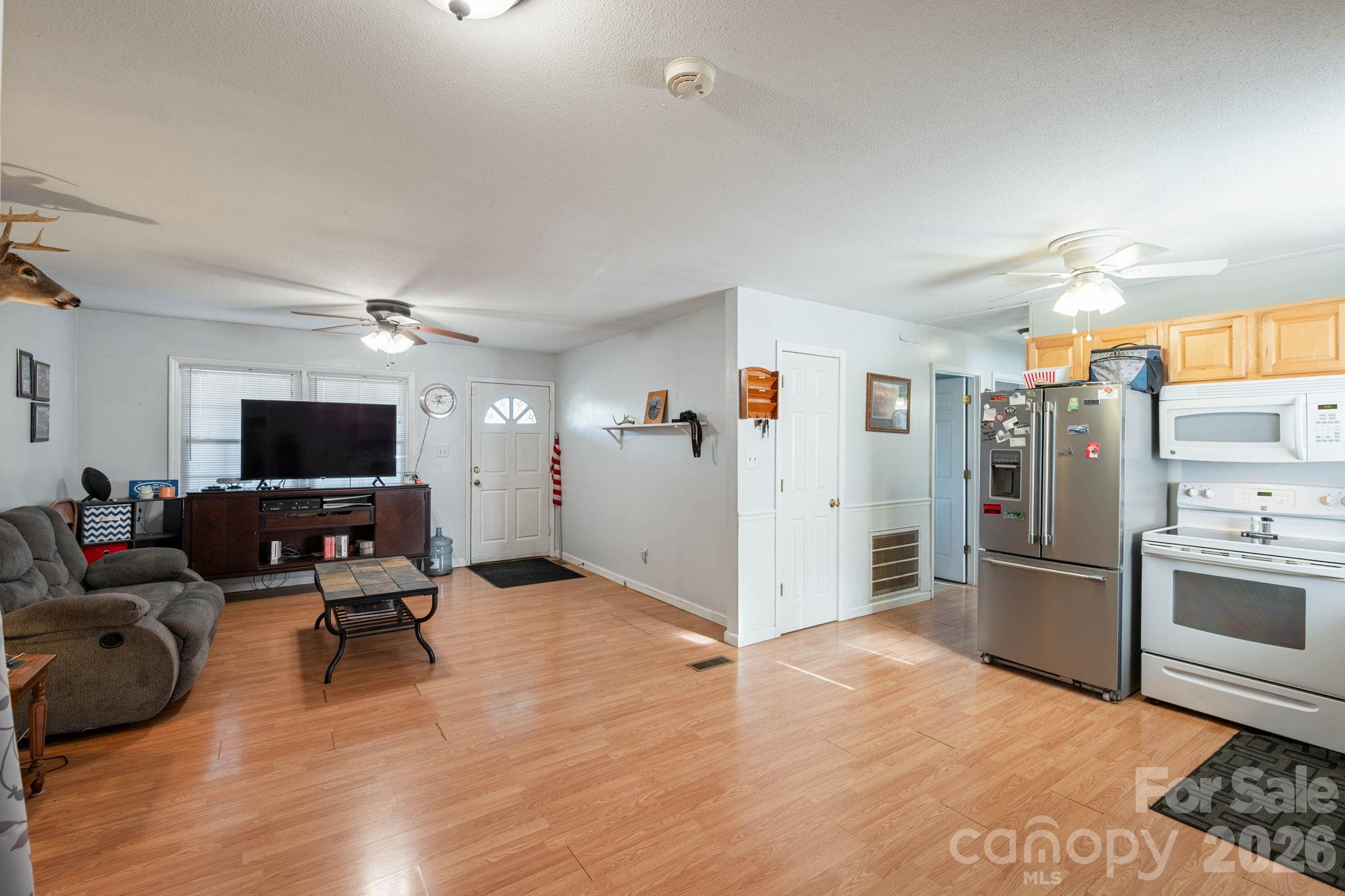5507 Valley Field Road Property Photo 8