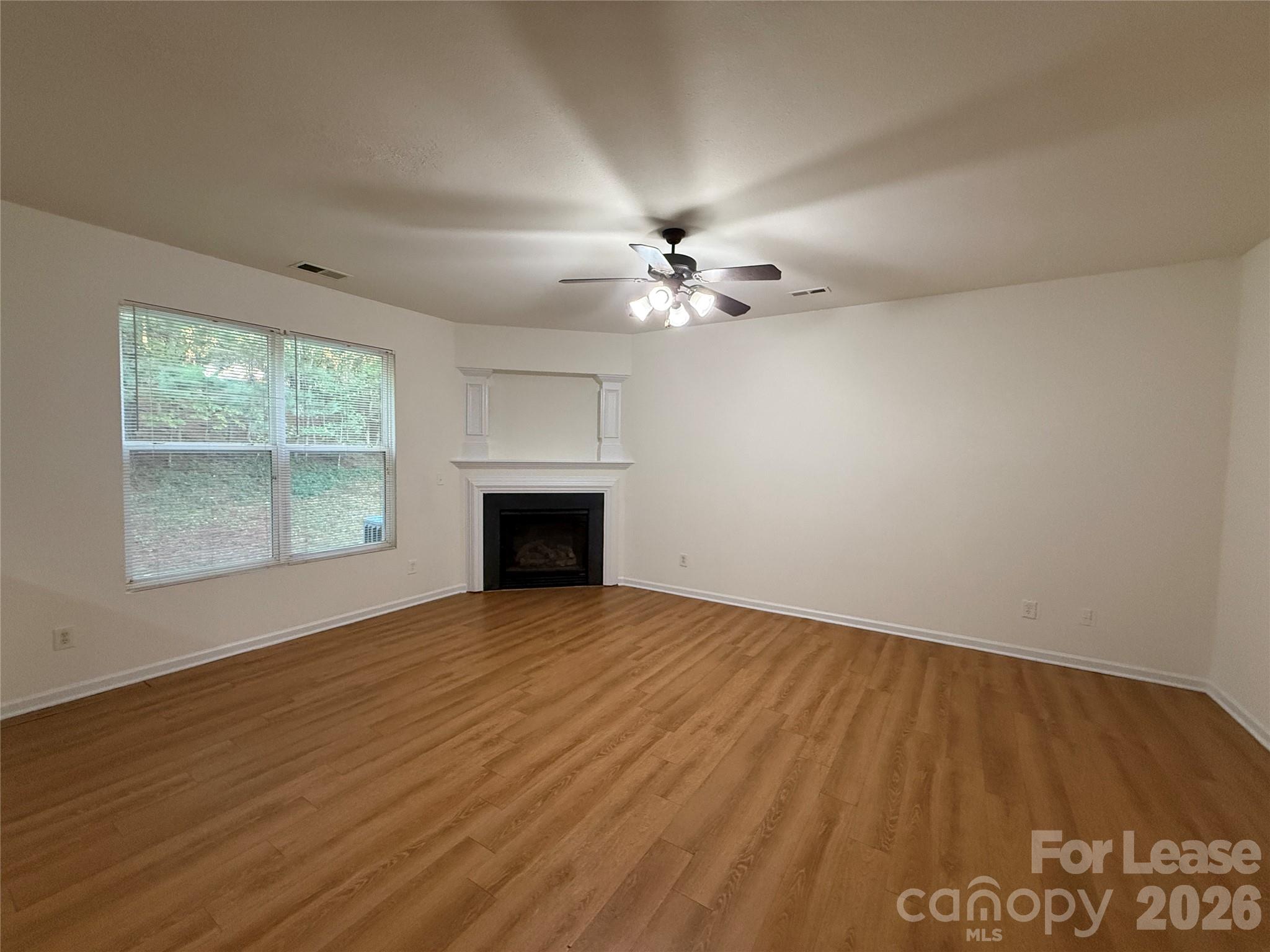 6734 Chieftain Drive Property Photo 7