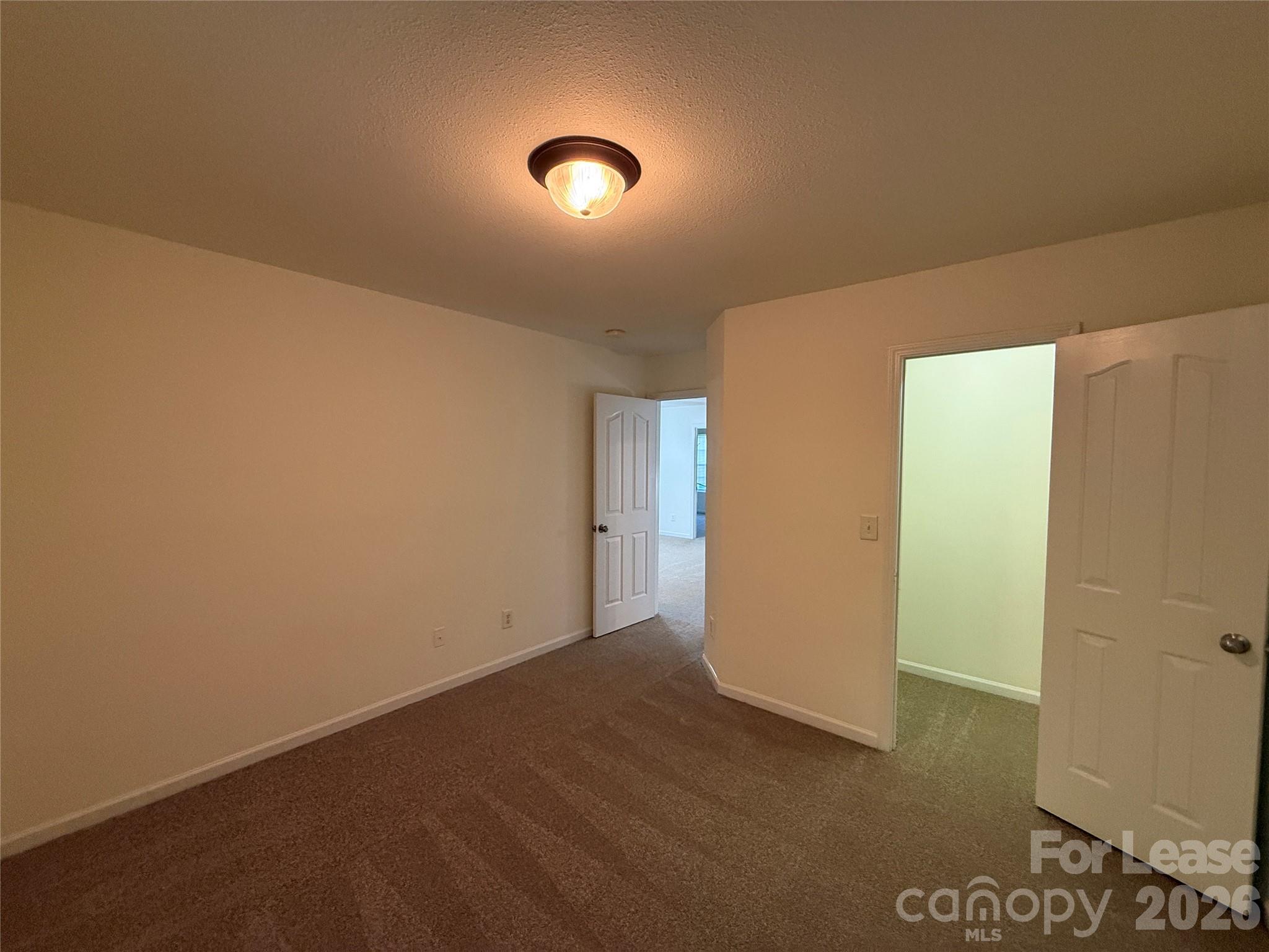 6734 Chieftain Drive Property Photo 11