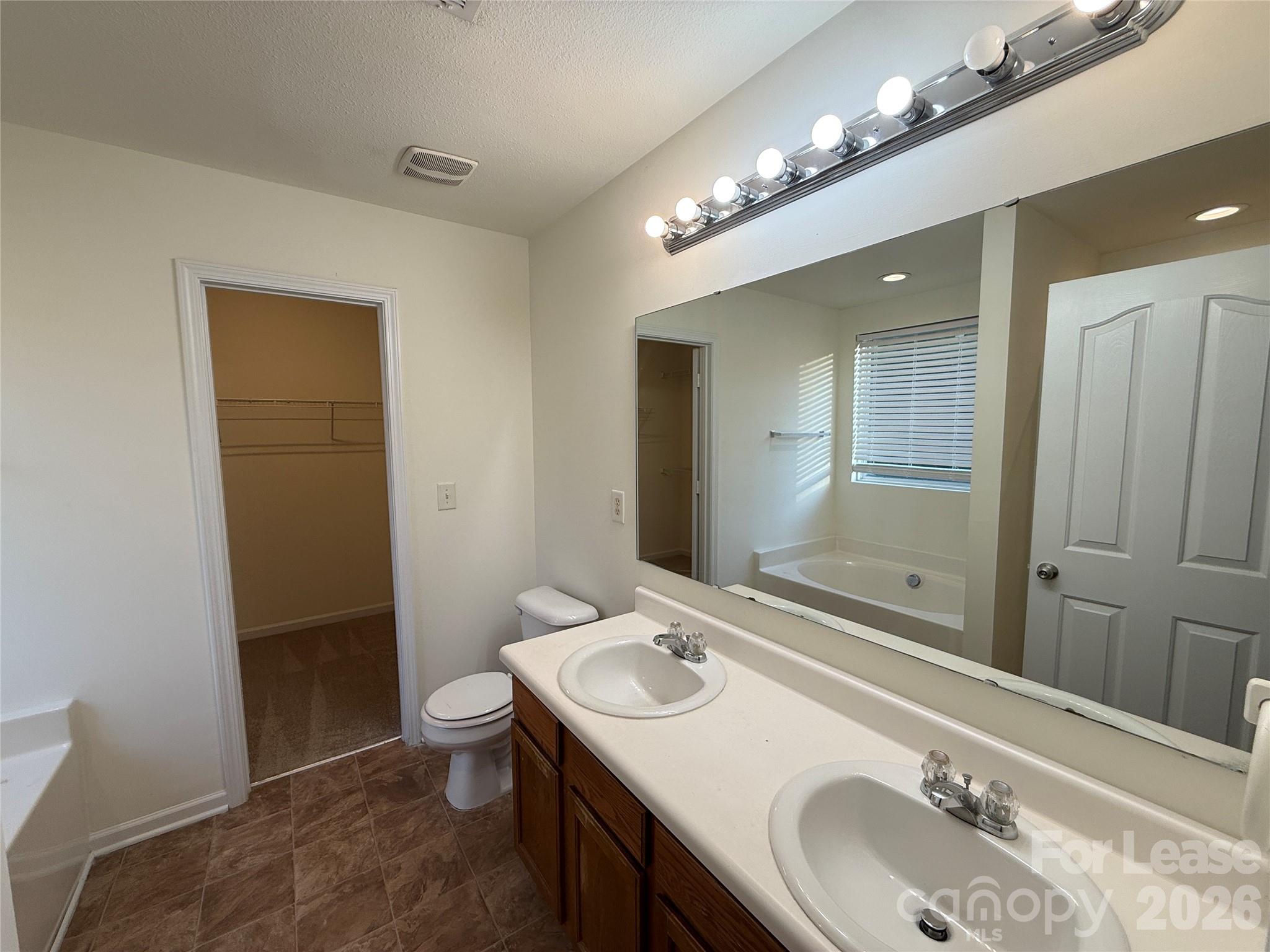 6734 Chieftain Drive Property Photo 14