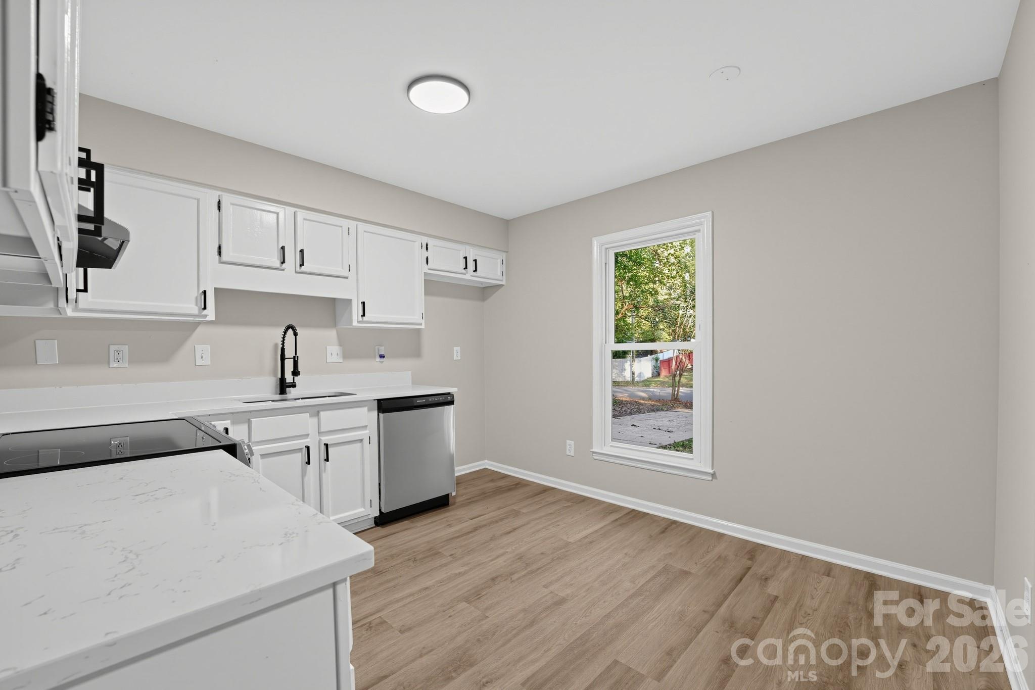 8500 Othello Place Property Photo 6