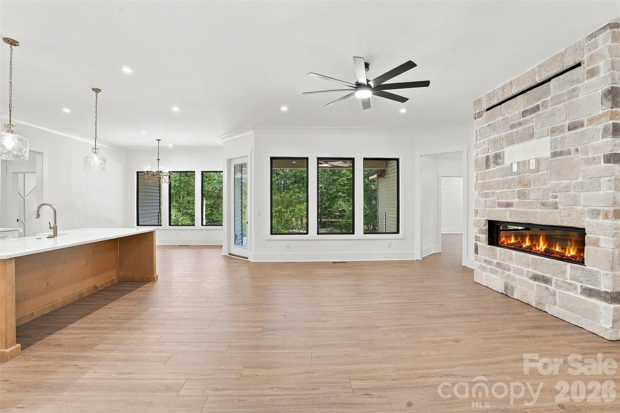 219 Barra Drive Property Photo 6