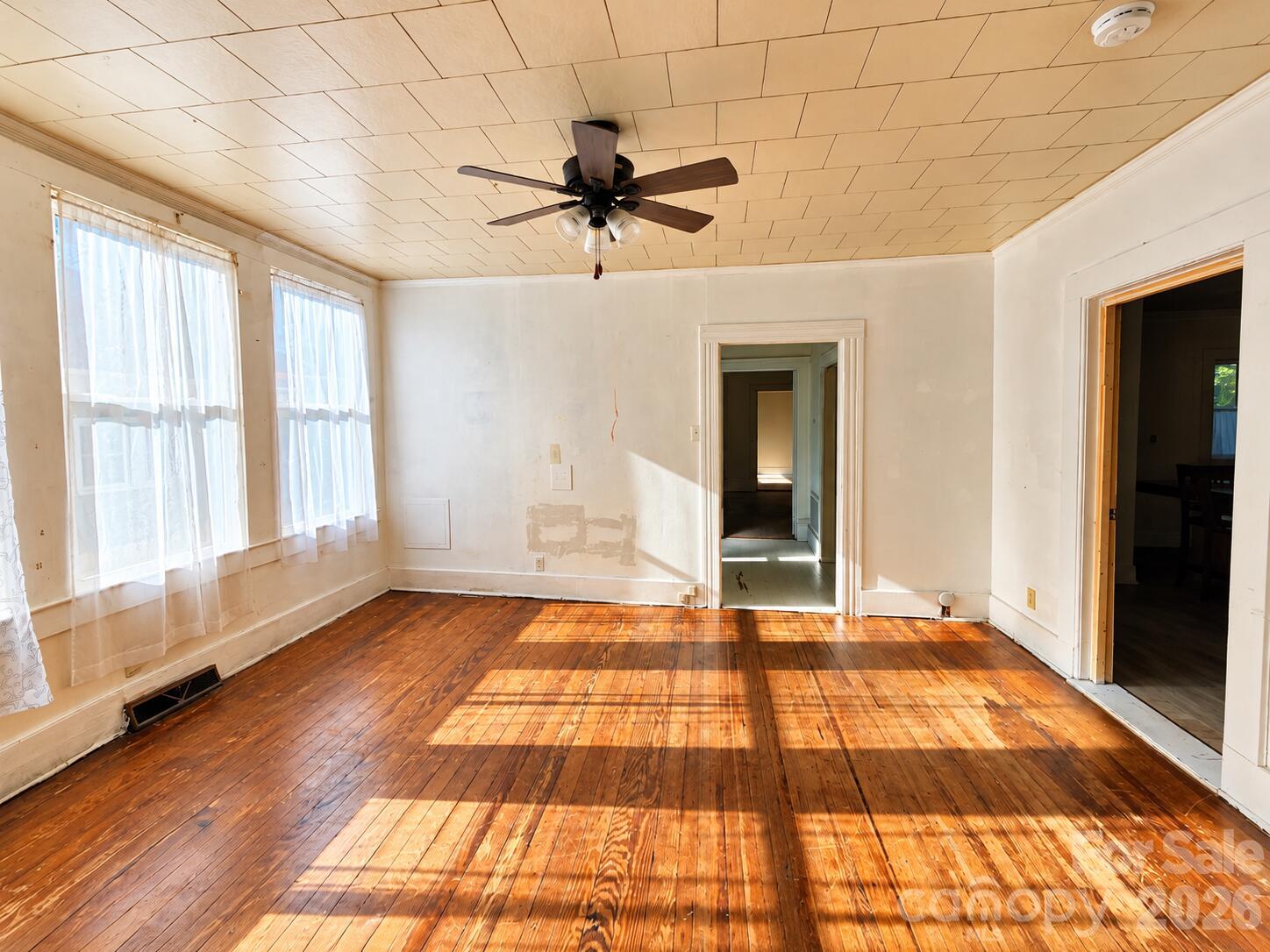 317 Kerr Street Property Photo 22