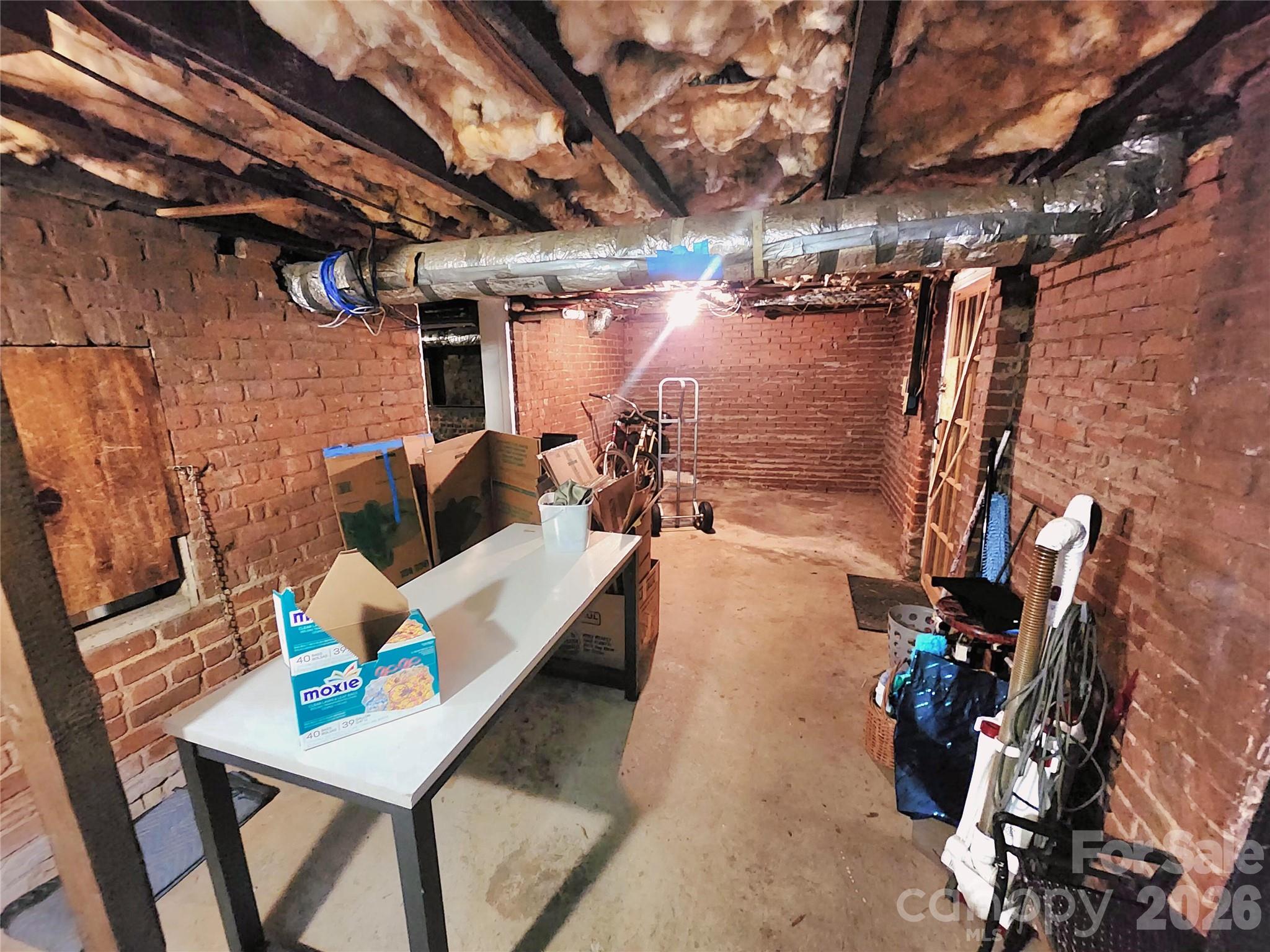 317 Kerr Street Property Photo 28