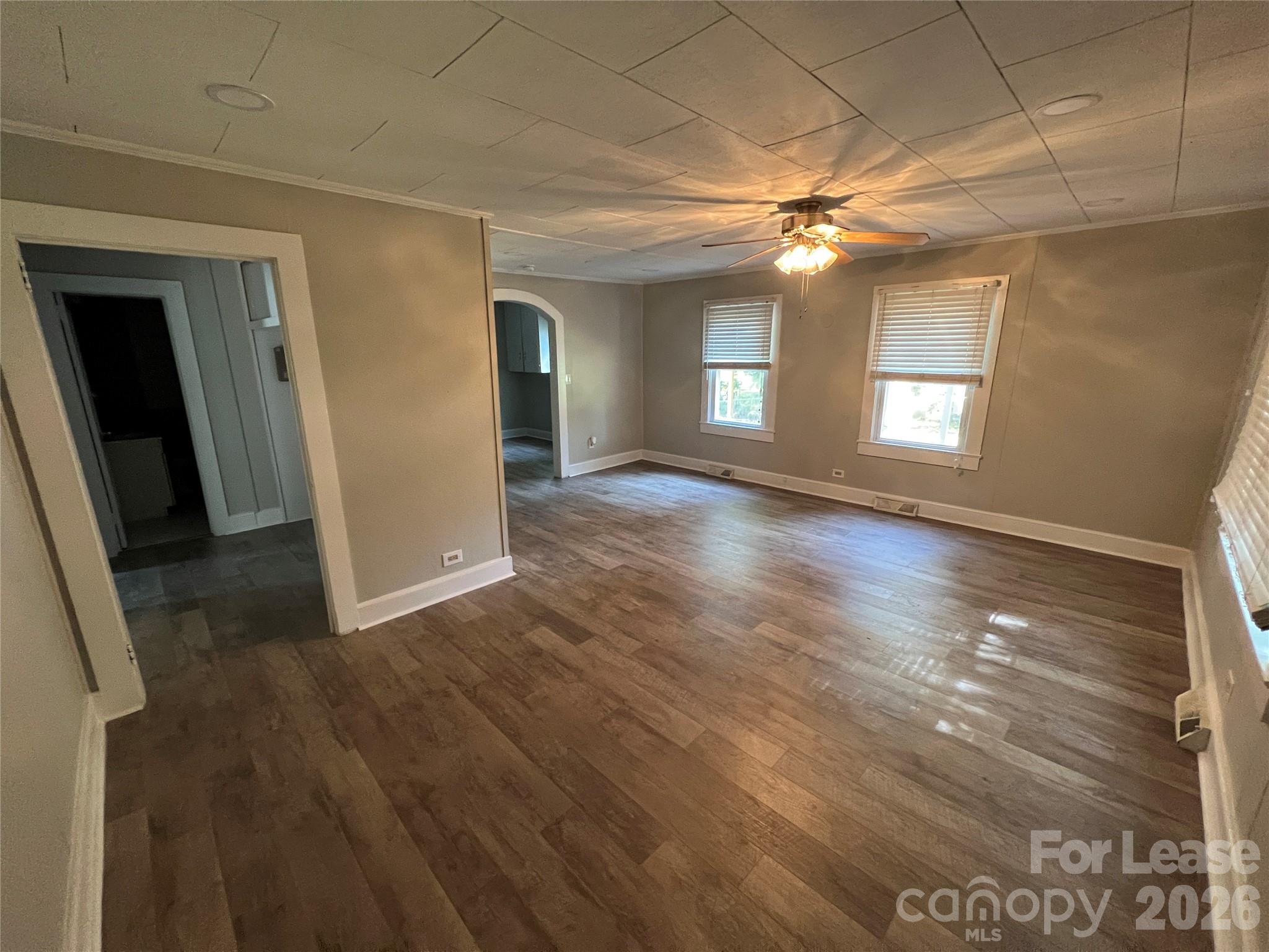 1302 White Lane Property Photo 3