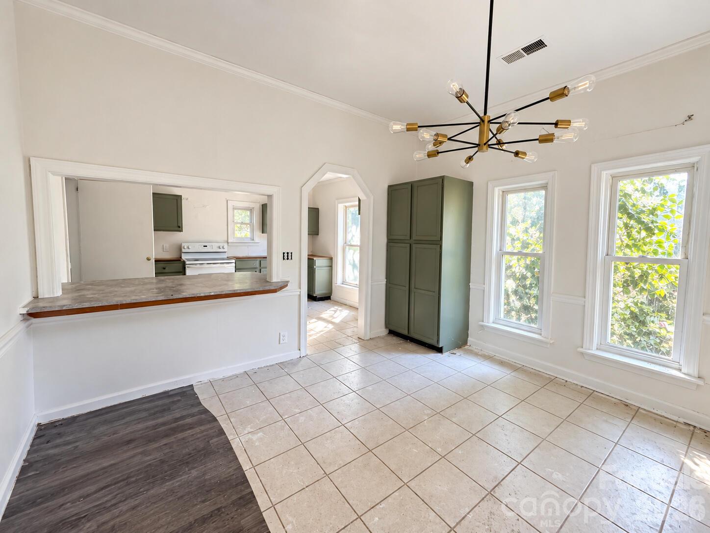 139 Colfax Road Property Photo 2