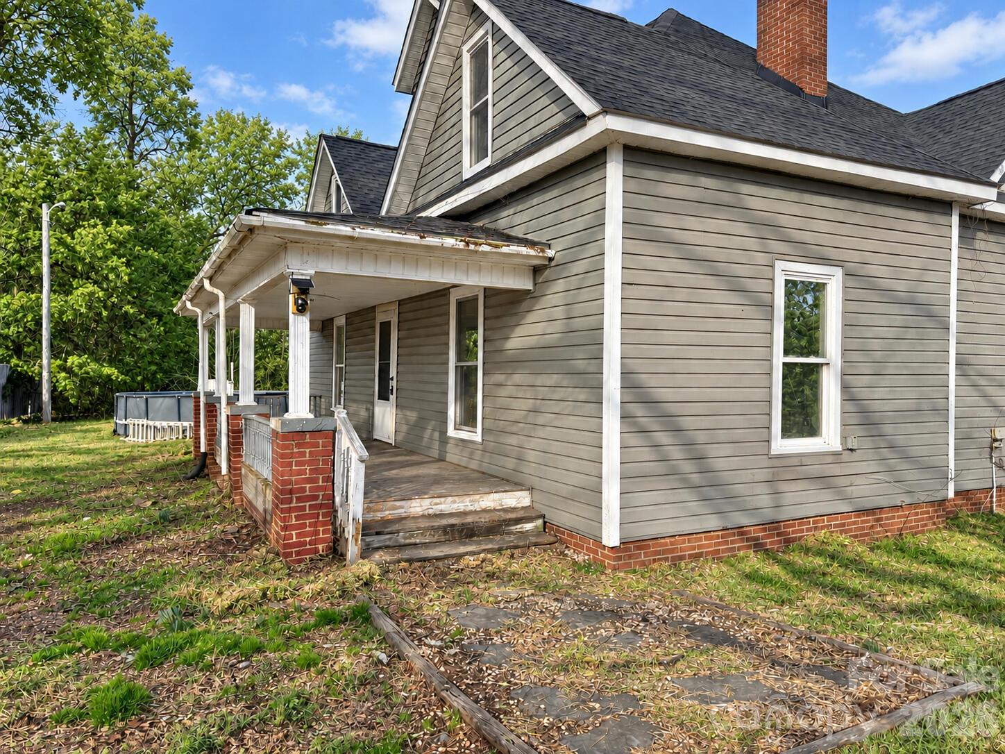 139 Colfax Road Property Photo 4