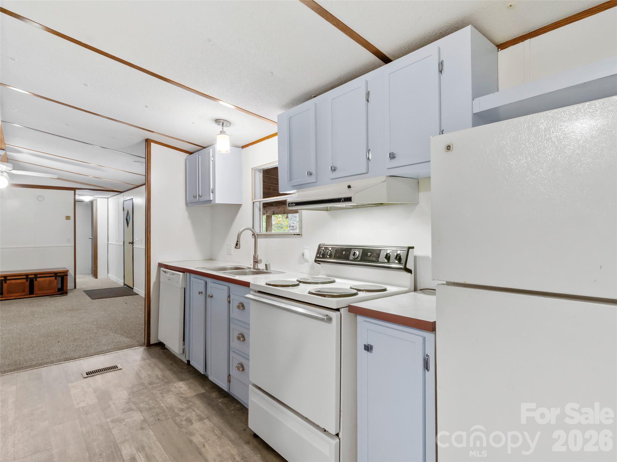 50 Wild Iris Drive Property Photo 19