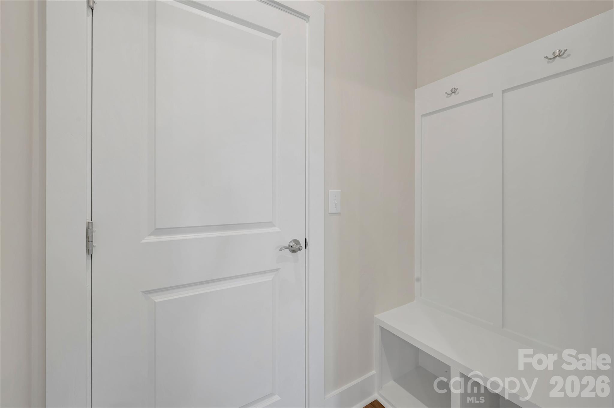 75 Seven Oaks Landing Property Photo 6