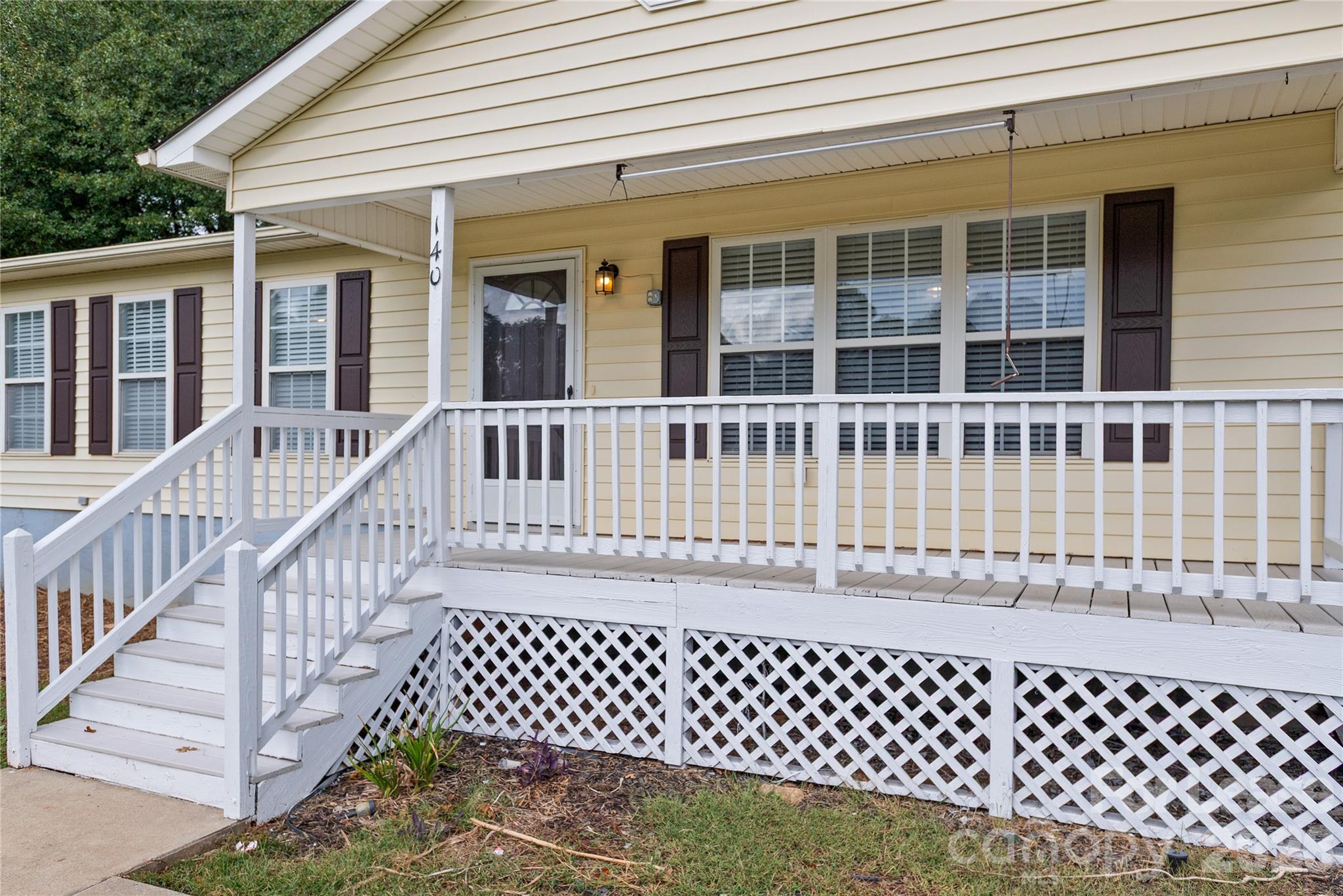 140 Clara Drive Property Photo 2