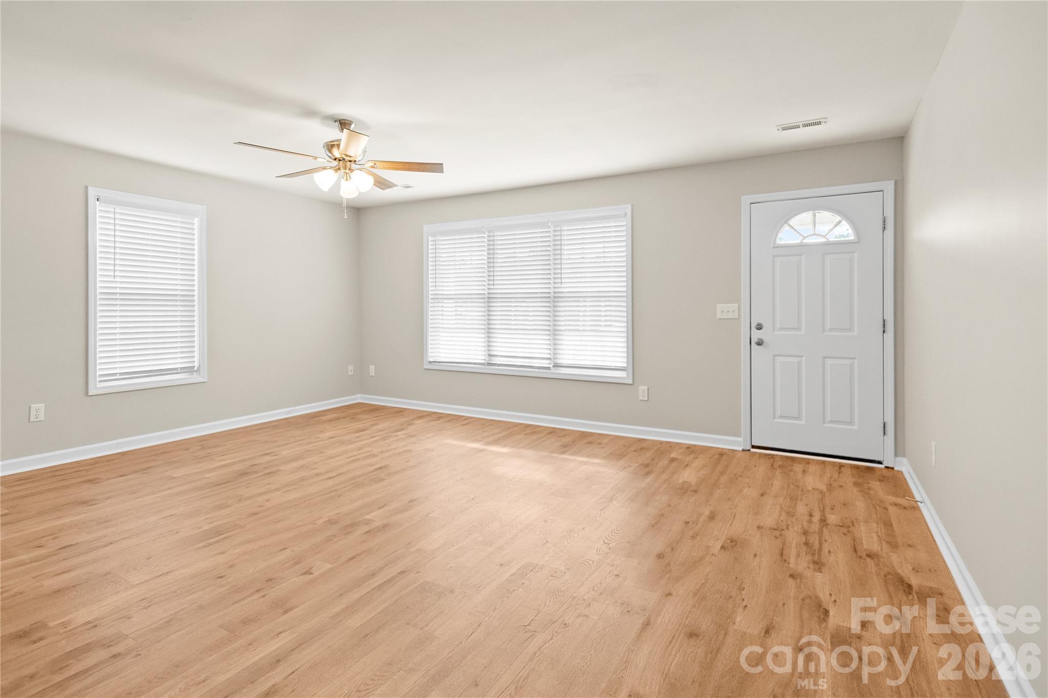 140 Clara Drive Property Photo 6