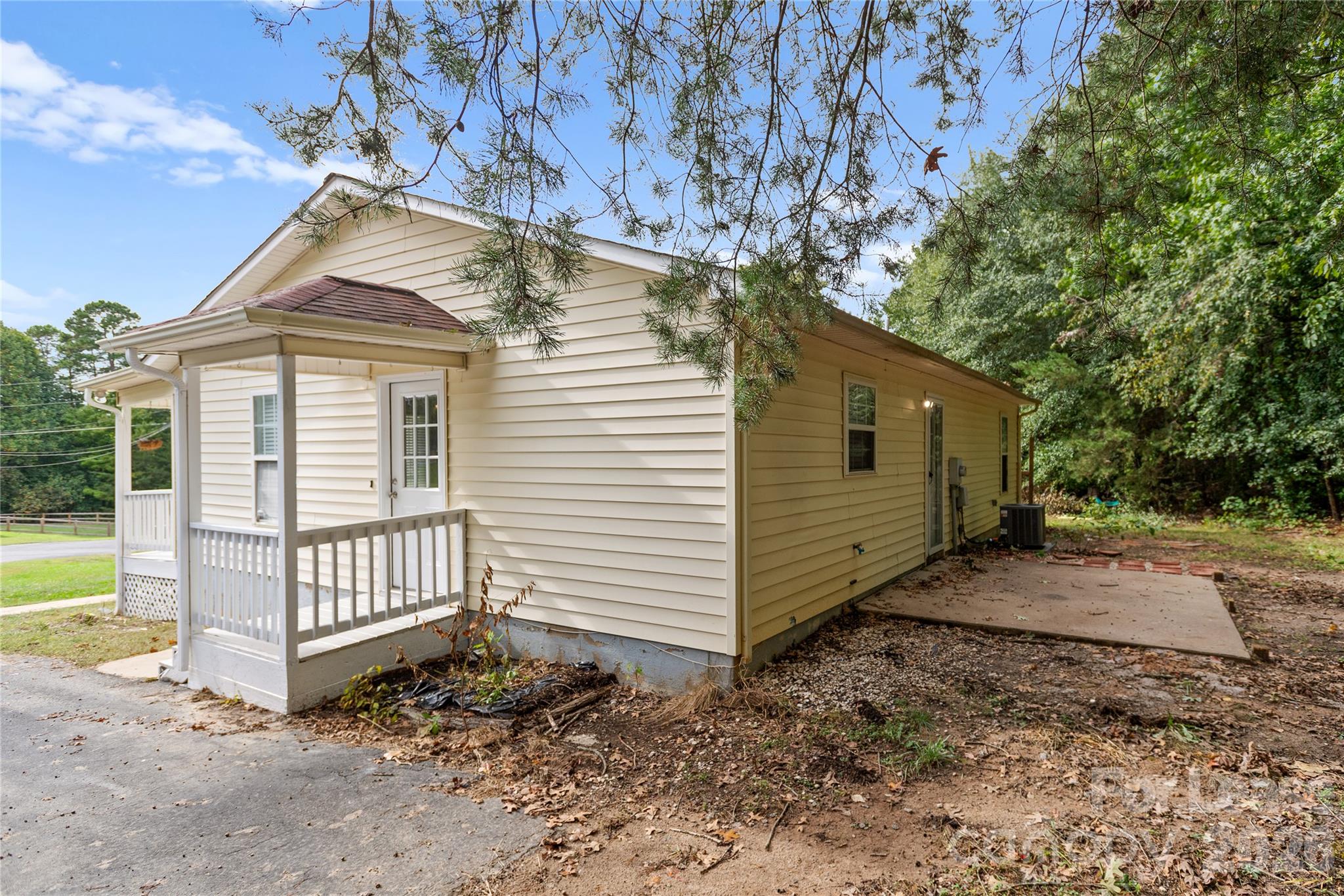 140 Clara Drive Property Photo 15