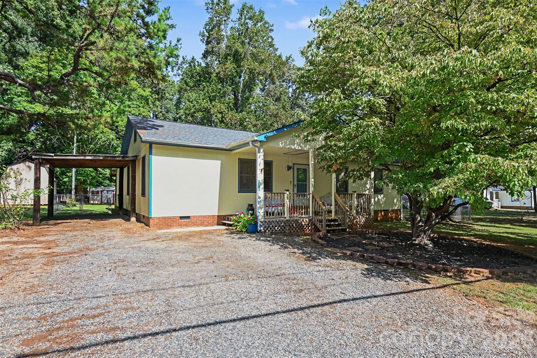 3917 Lake Road Property Photo 1