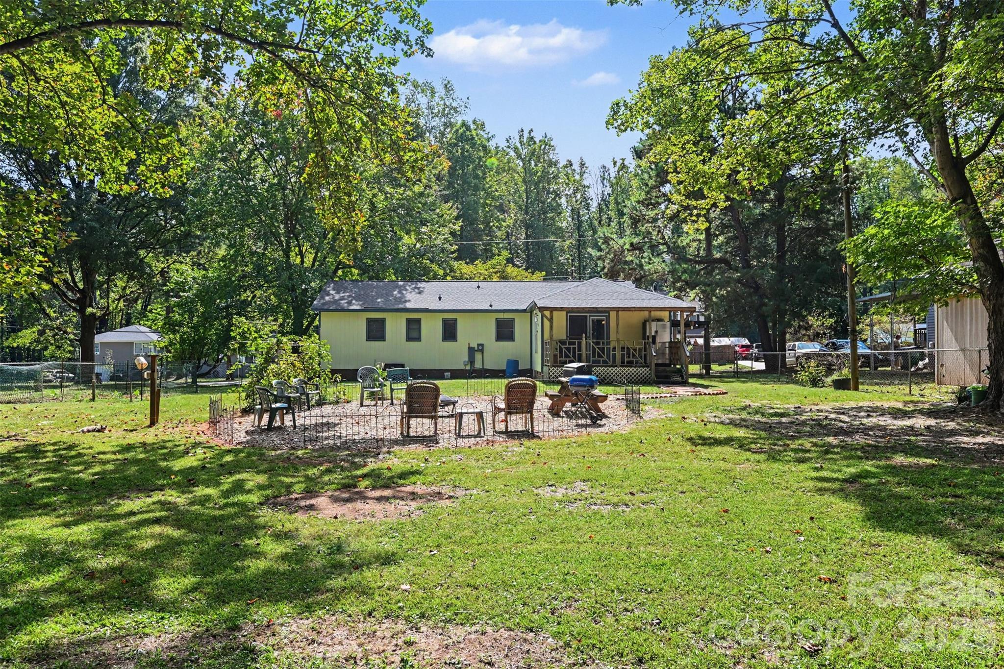 3917 Lake Road Property Photo 17